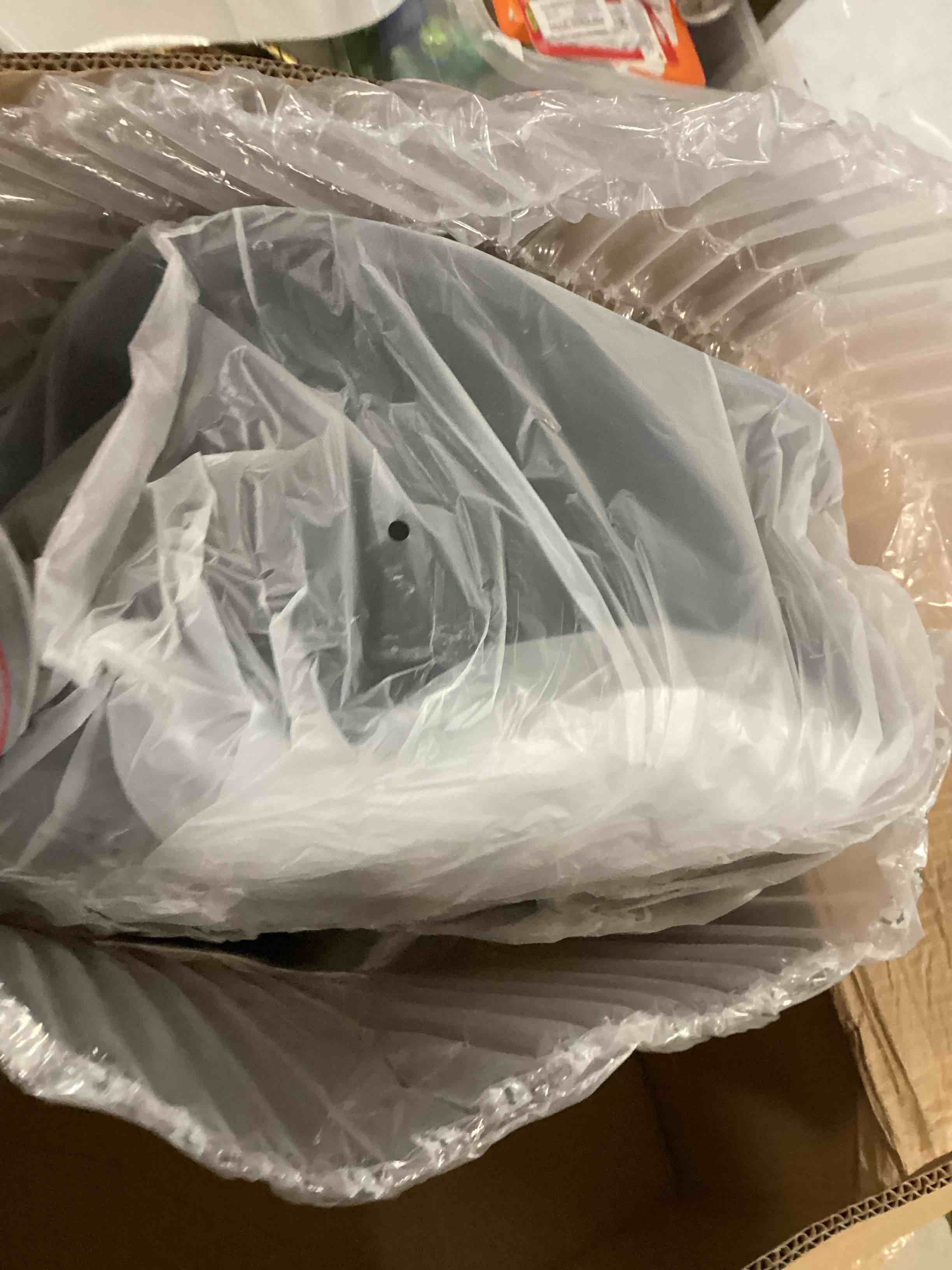 https://s3.amazonaws.com/lotting-images-prod/bidfta/PPE2128758_1741613418007.jpeg