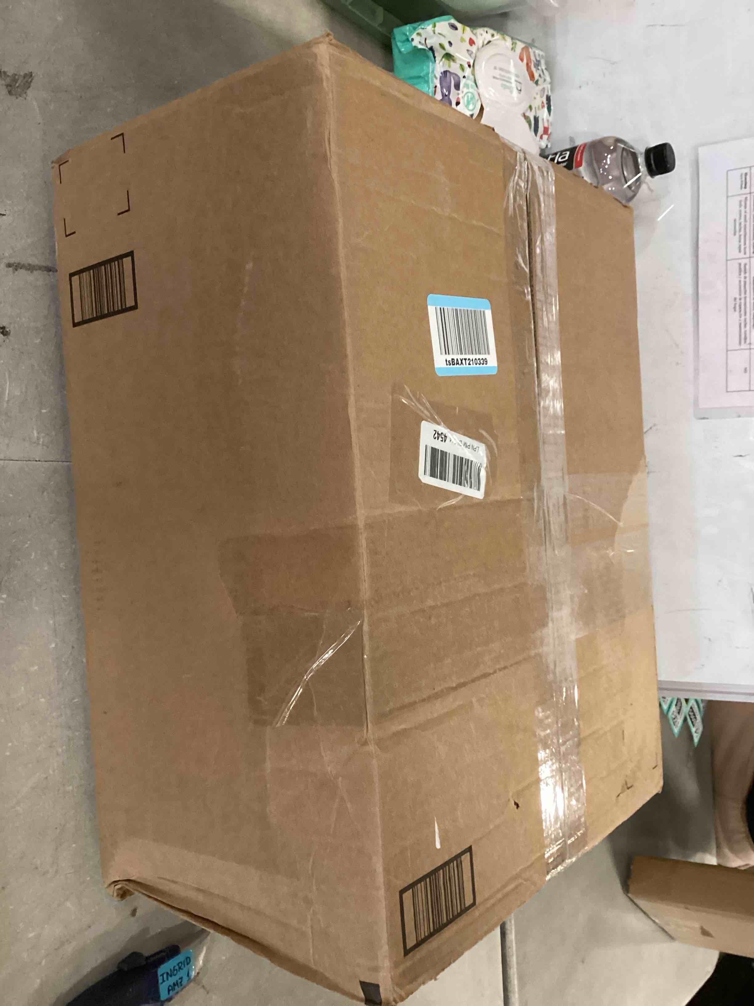 https://s3.amazonaws.com/lotting-images-prod/bidfta/PPE2128810_1741620865577.jpeg
