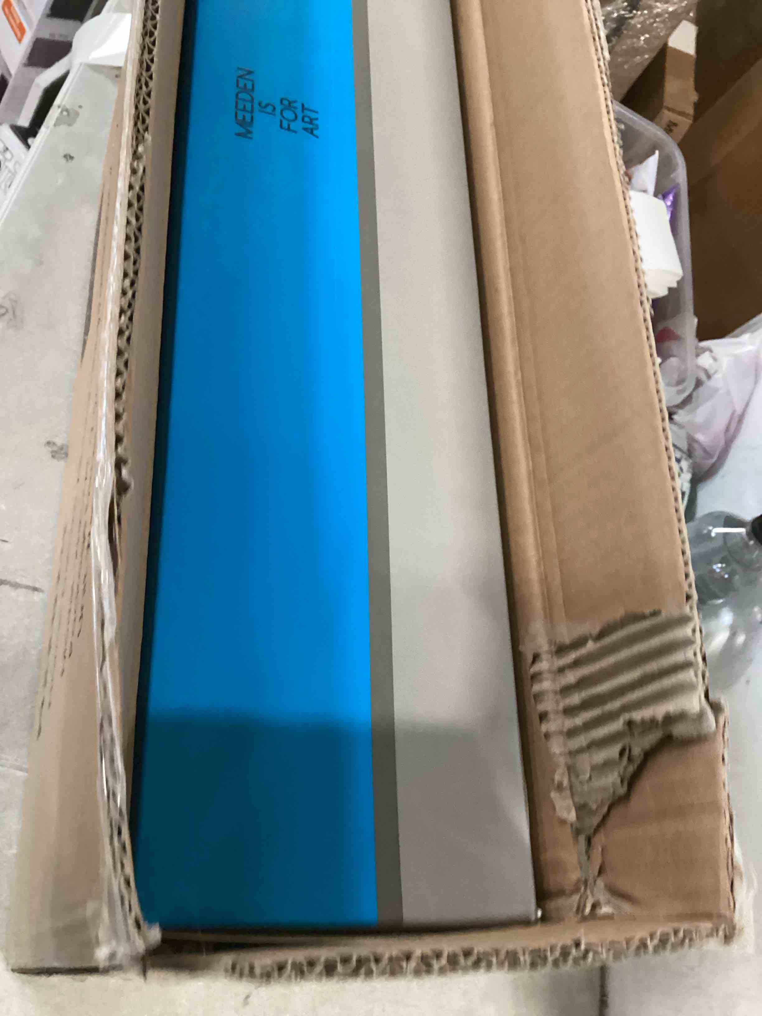 https://s3.amazonaws.com/lotting-images-prod/bidfta/PPE2128822_1741621950936.jpeg