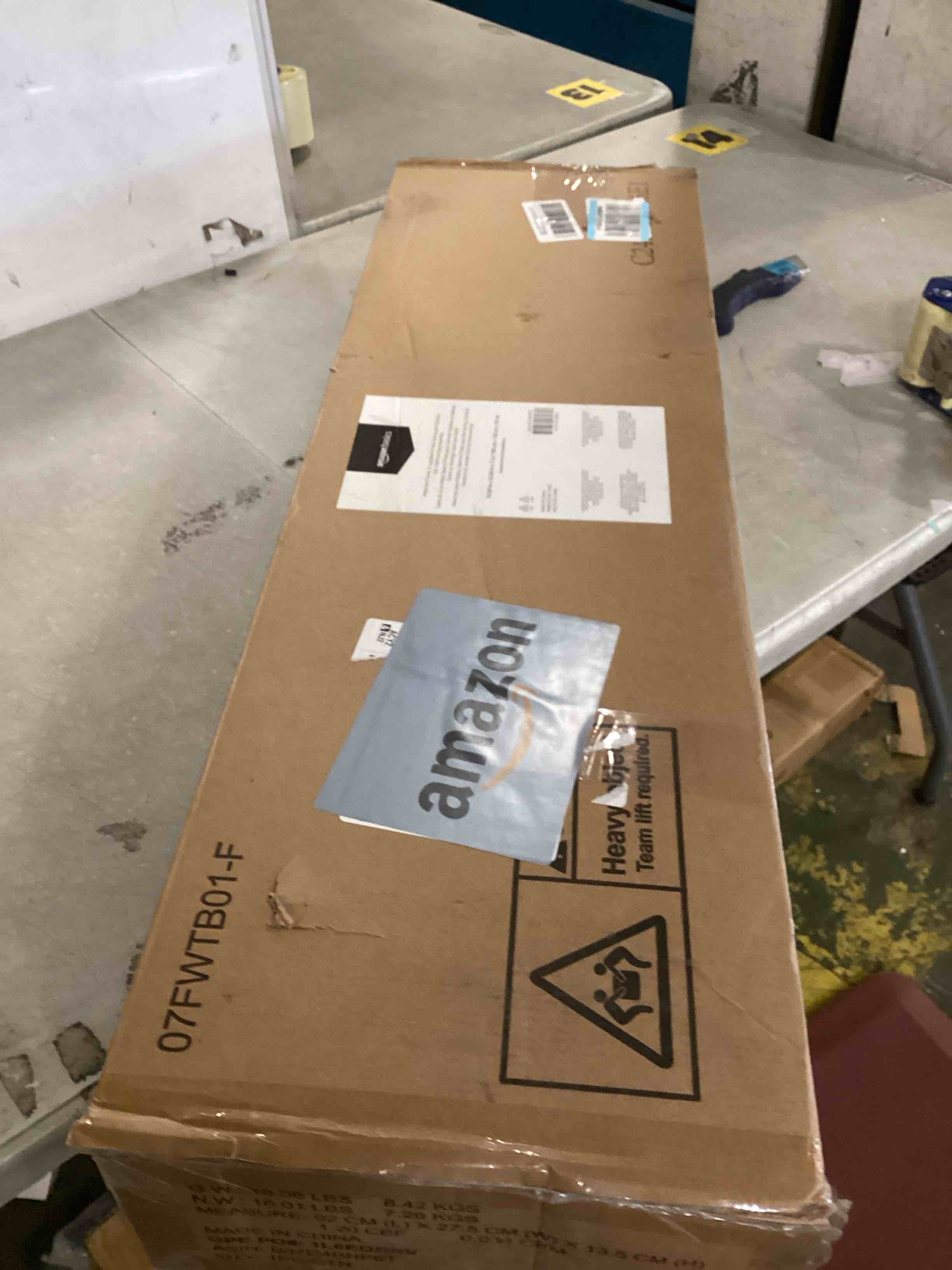https://s3.amazonaws.com/lotting-images-prod/bidfta/PPE2128865_1741628852988.jpeg