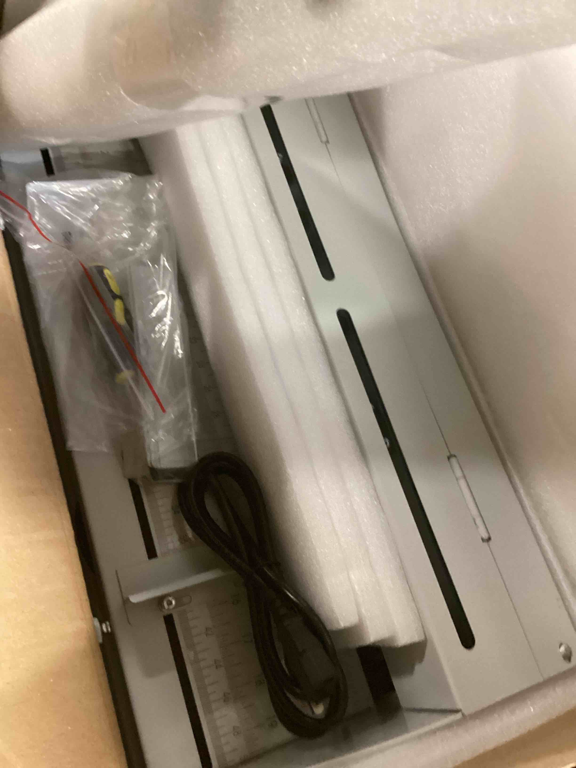 https://s3.amazonaws.com/lotting-images-prod/bidfta/PPE2128926_1741696565279.jpeg