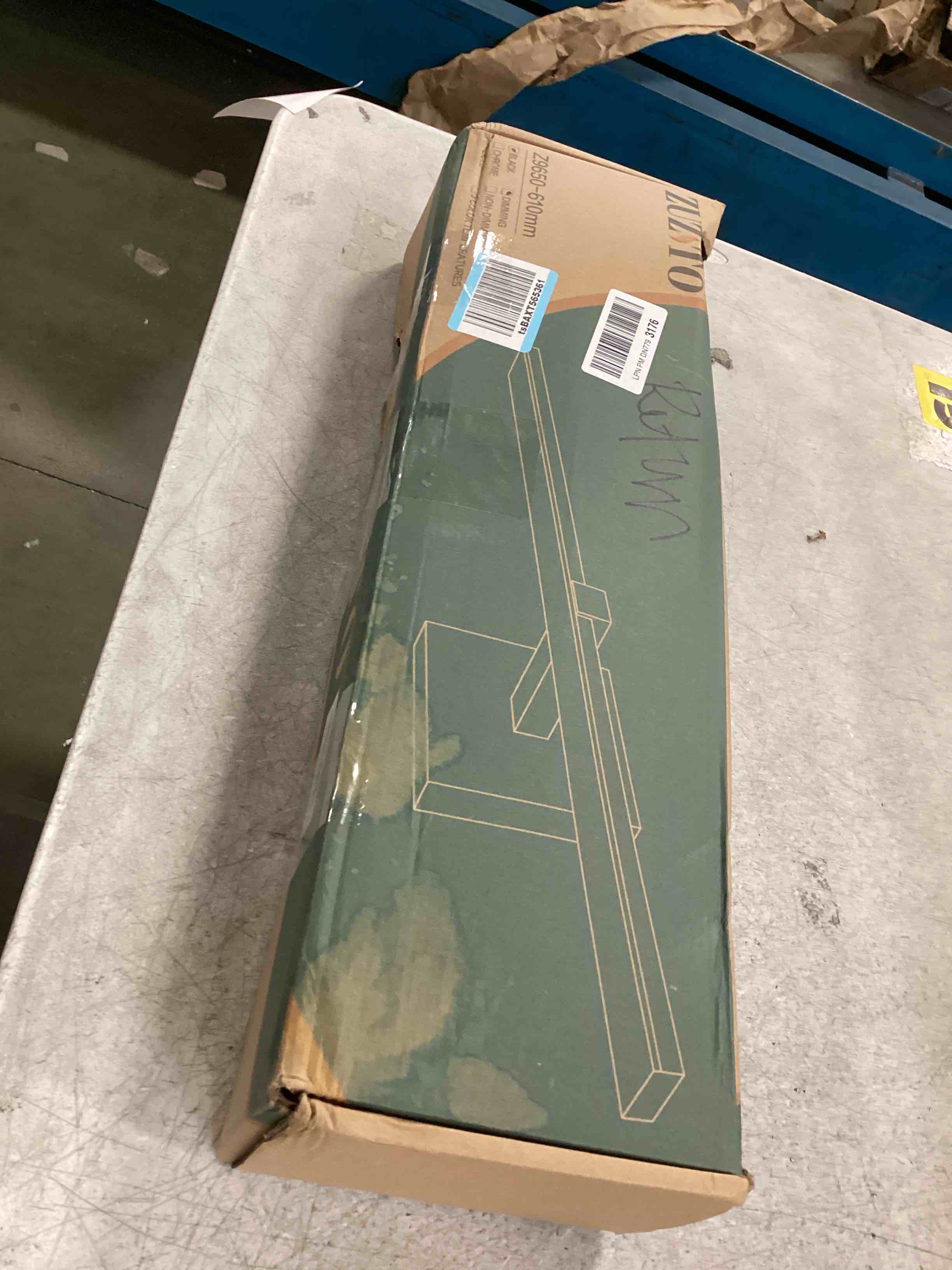 https://s3.amazonaws.com/lotting-images-prod/bidfta/PPE2128953_1741699048815.jpeg