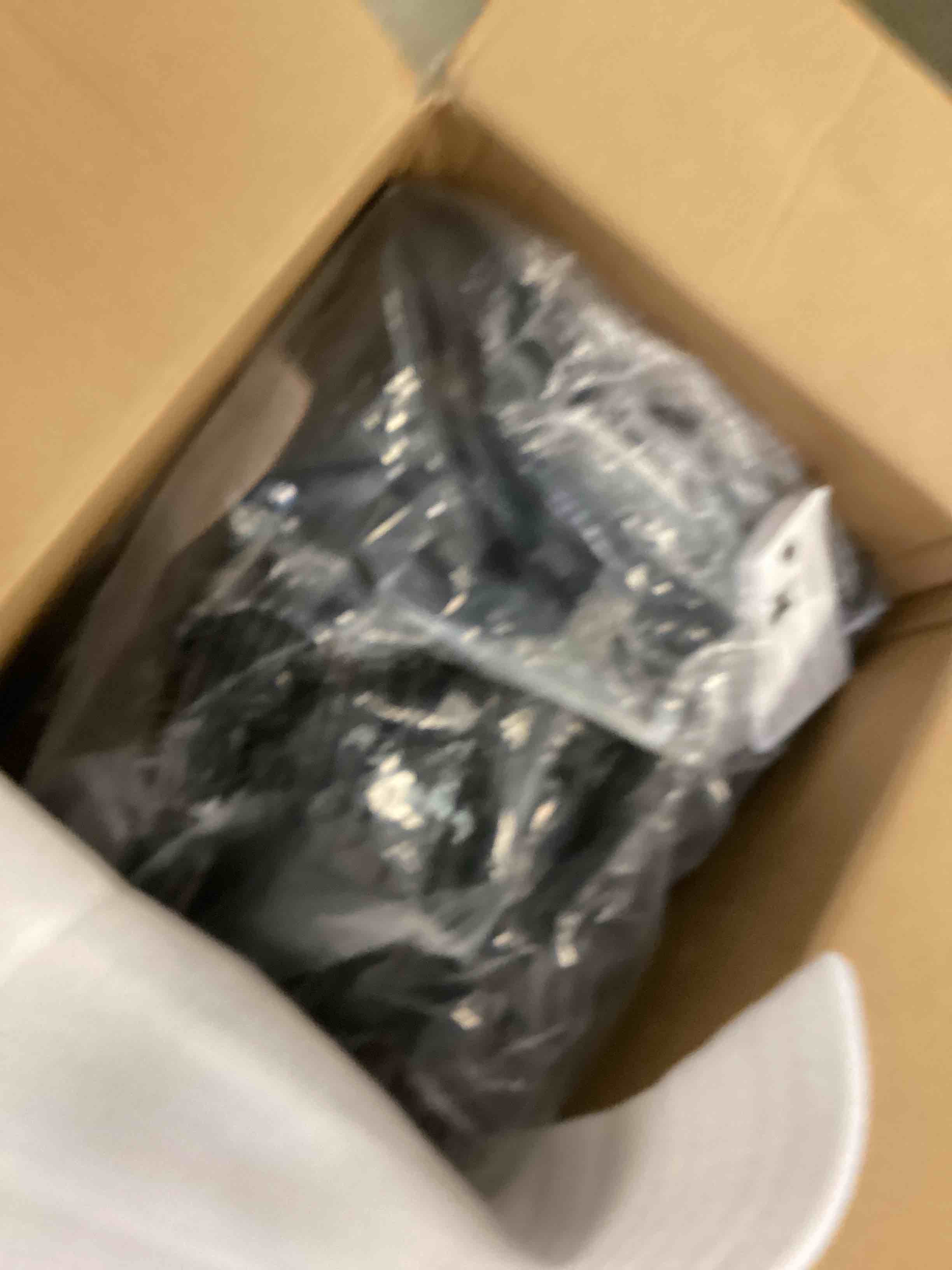 https://s3.amazonaws.com/lotting-images-prod/bidfta/PPE2128988_1741703832097.jpeg
