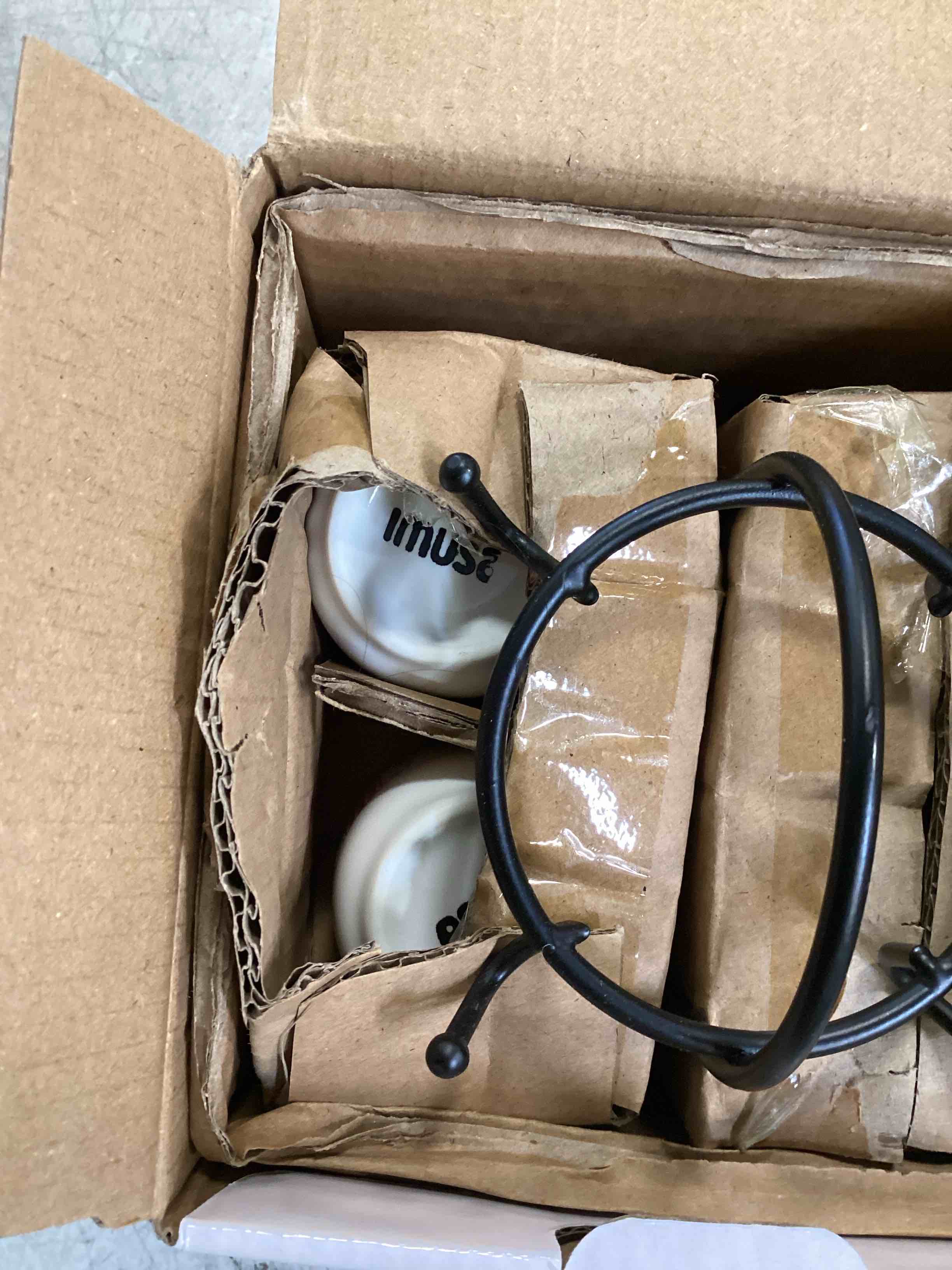 https://s3.amazonaws.com/lotting-images-prod/bidfta/PPE2129071_1741713826668.jpeg