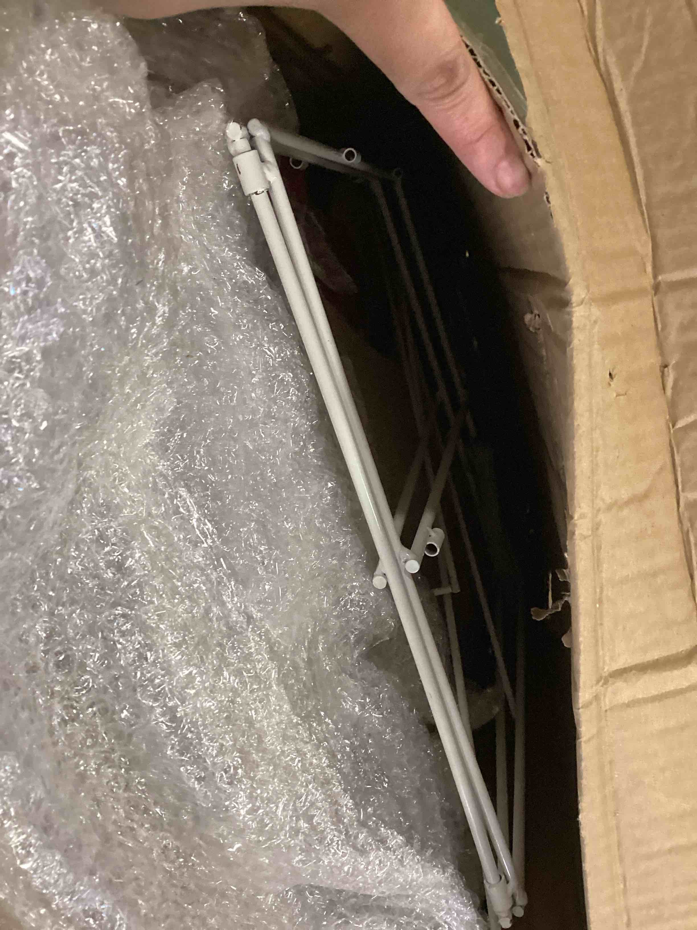 https://s3.amazonaws.com/lotting-images-prod/bidfta/PPE2129111_1741716965131.jpeg