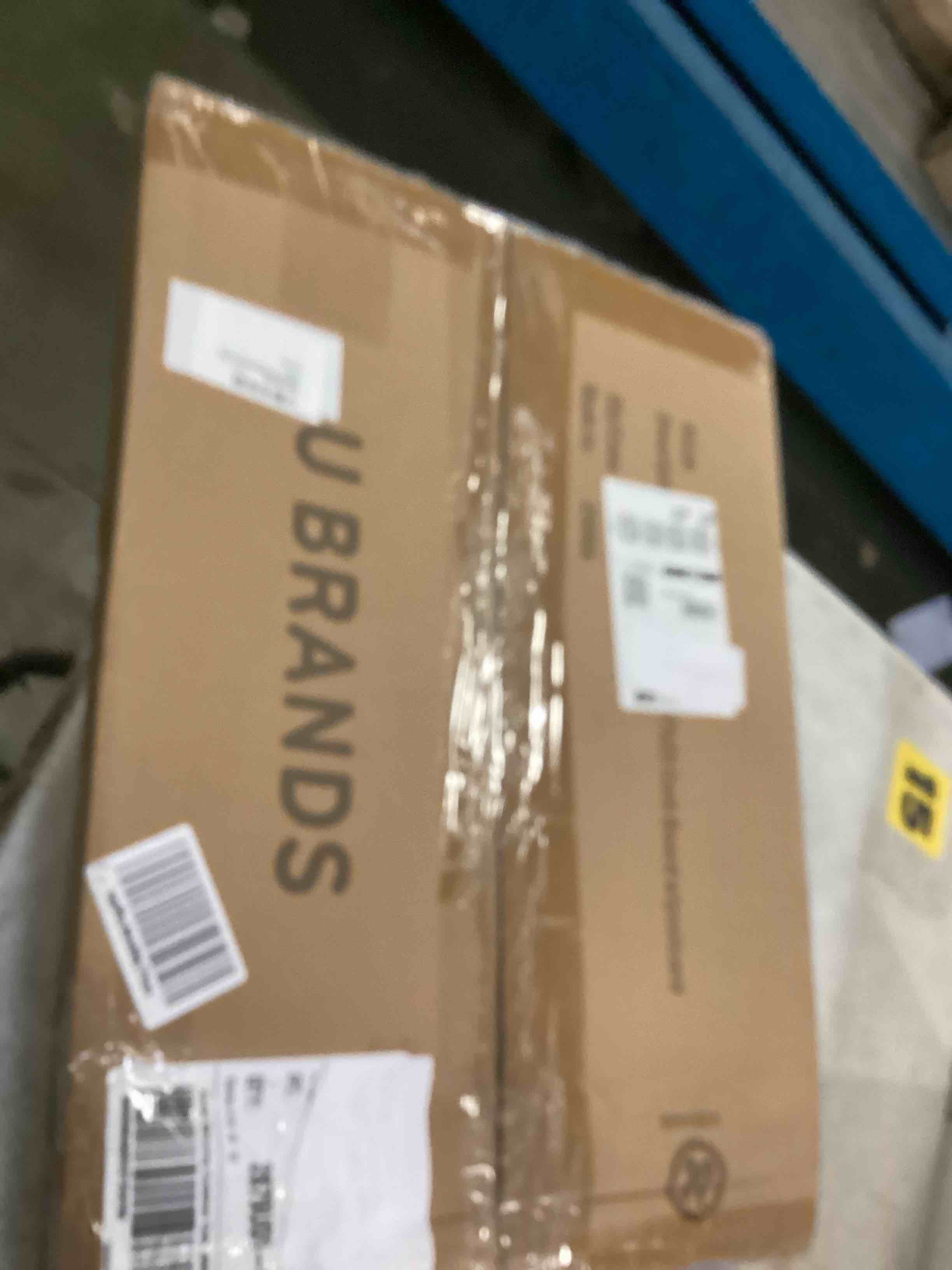 https://s3.amazonaws.com/lotting-images-prod/bidfta/PPE2129114_1741717656601.jpeg