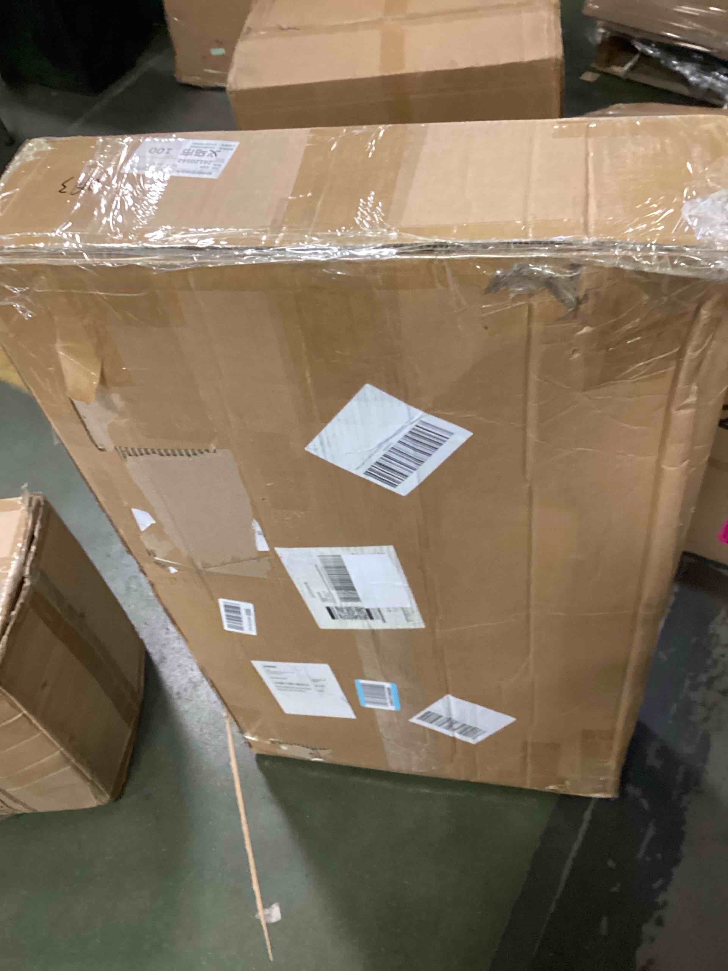 https://s3.amazonaws.com/lotting-images-prod/bidfta/PPE2129142_1741782469359.jpeg
