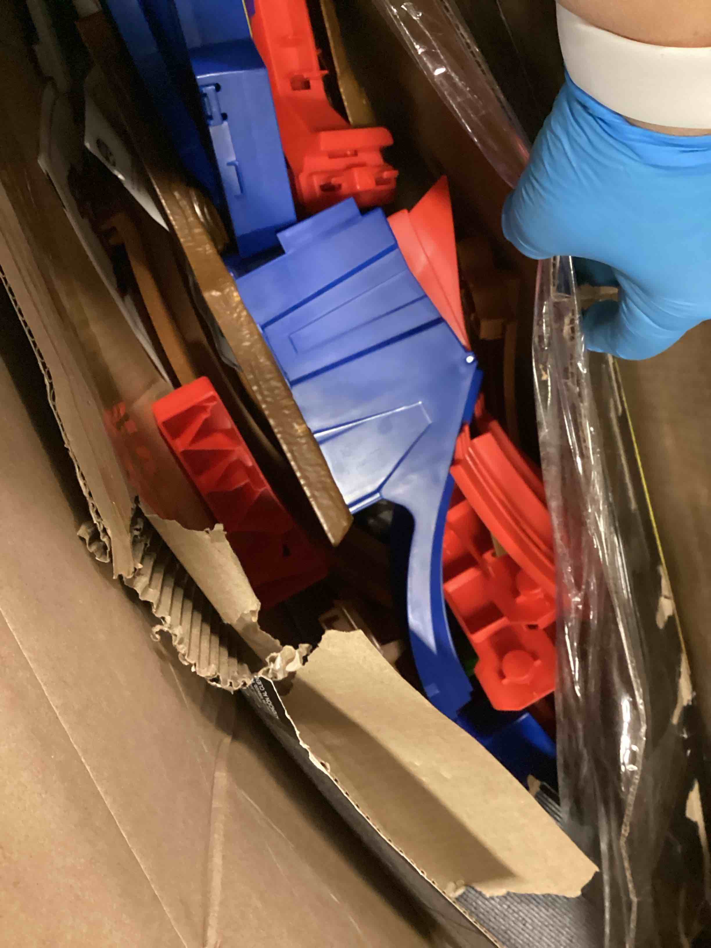 https://s3.amazonaws.com/lotting-images-prod/bidfta/PPE2129166_1741785048771.jpeg
