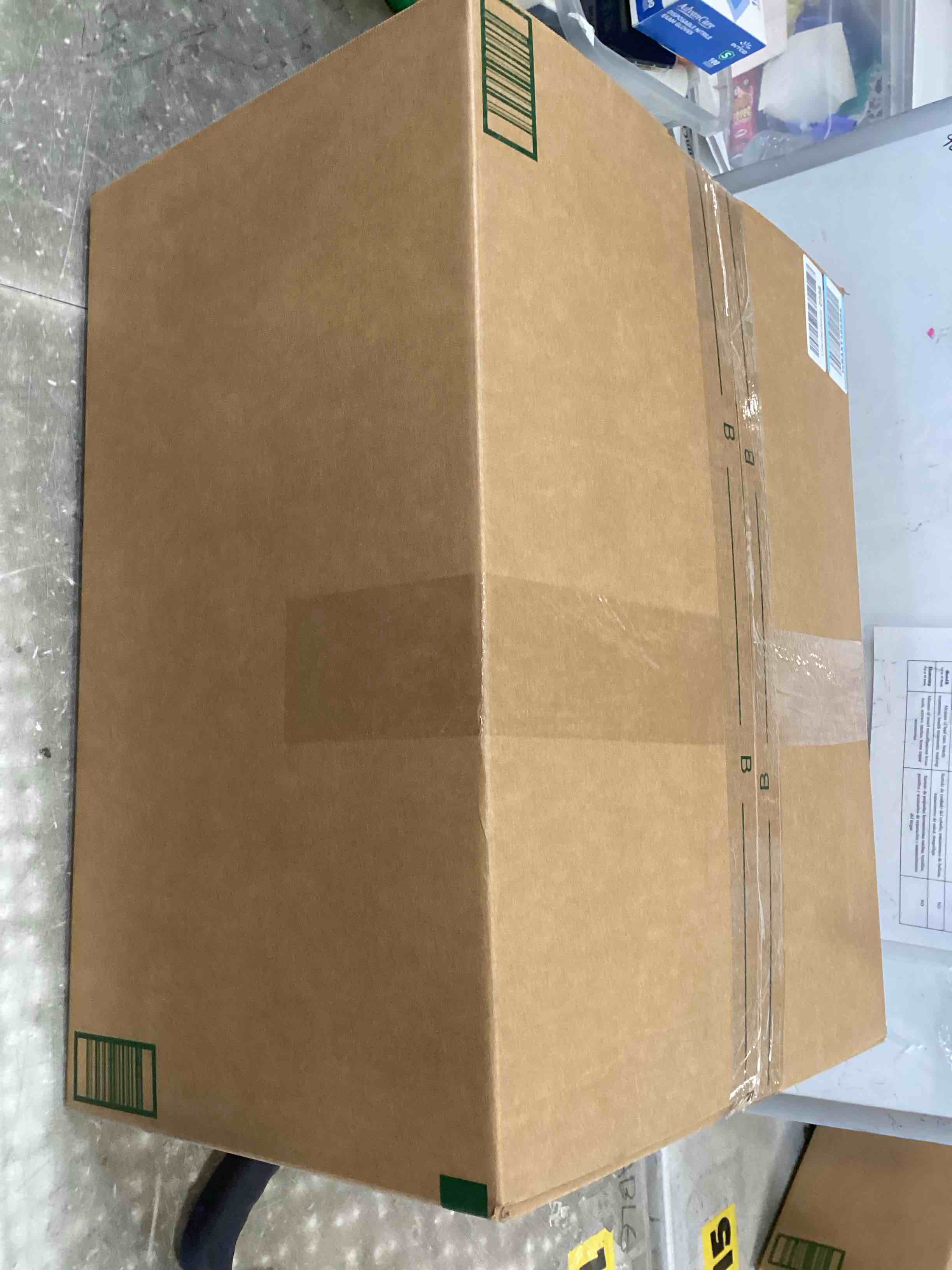 https://s3.amazonaws.com/lotting-images-prod/bidfta/PPE2129197_1741789934386.jpeg