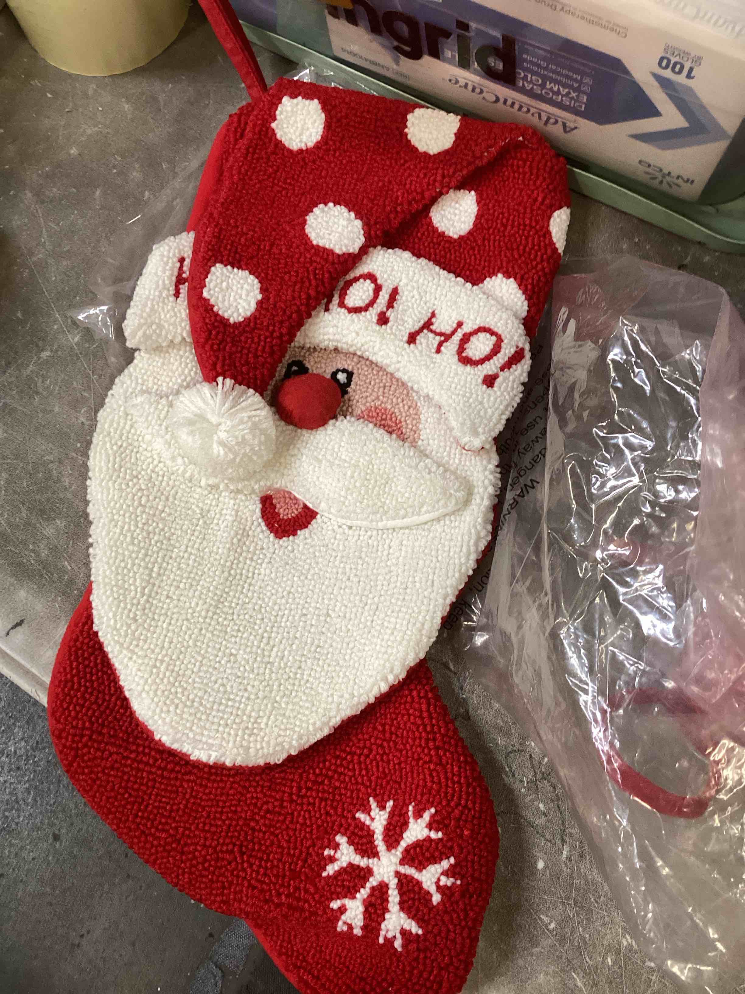 https://s3.amazonaws.com/lotting-images-prod/bidfta/PPE2129386_1741803810210.jpeg