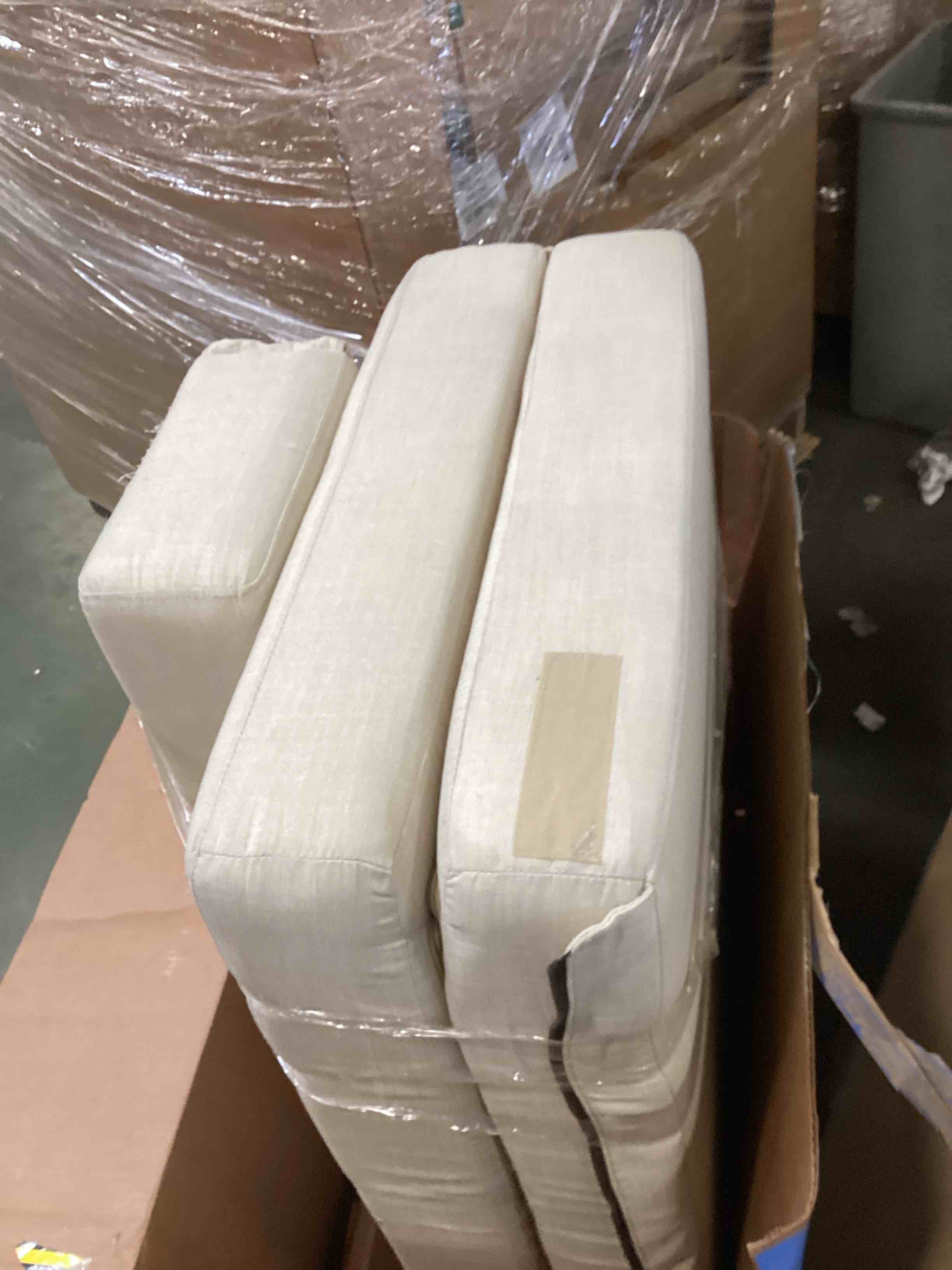 https://s3.amazonaws.com/lotting-images-prod/bidfta/PPE2129564_1741880033141.jpeg