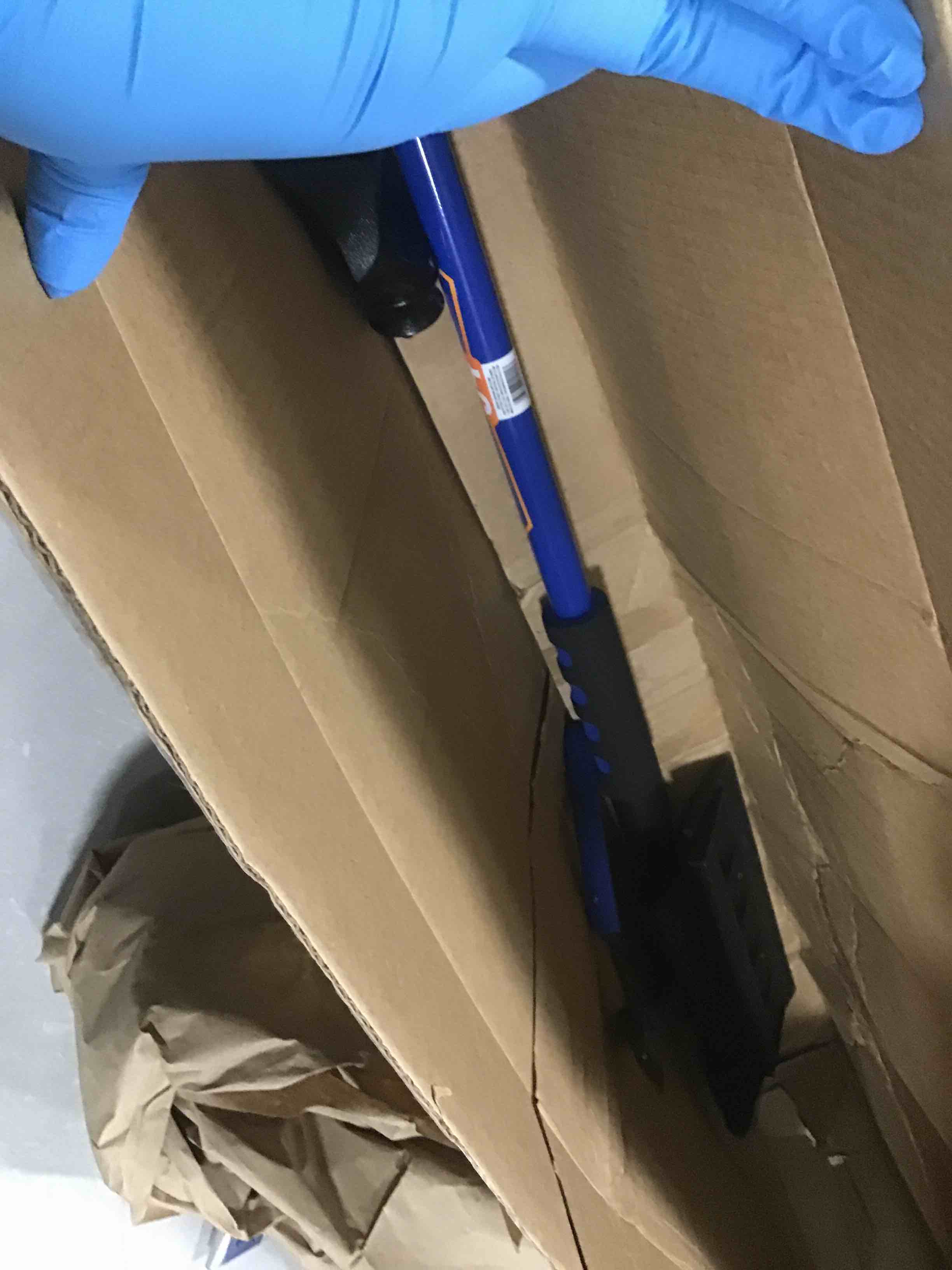 https://s3.amazonaws.com/lotting-images-prod/bidfta/PPE2129820_1742213520857.jpeg
