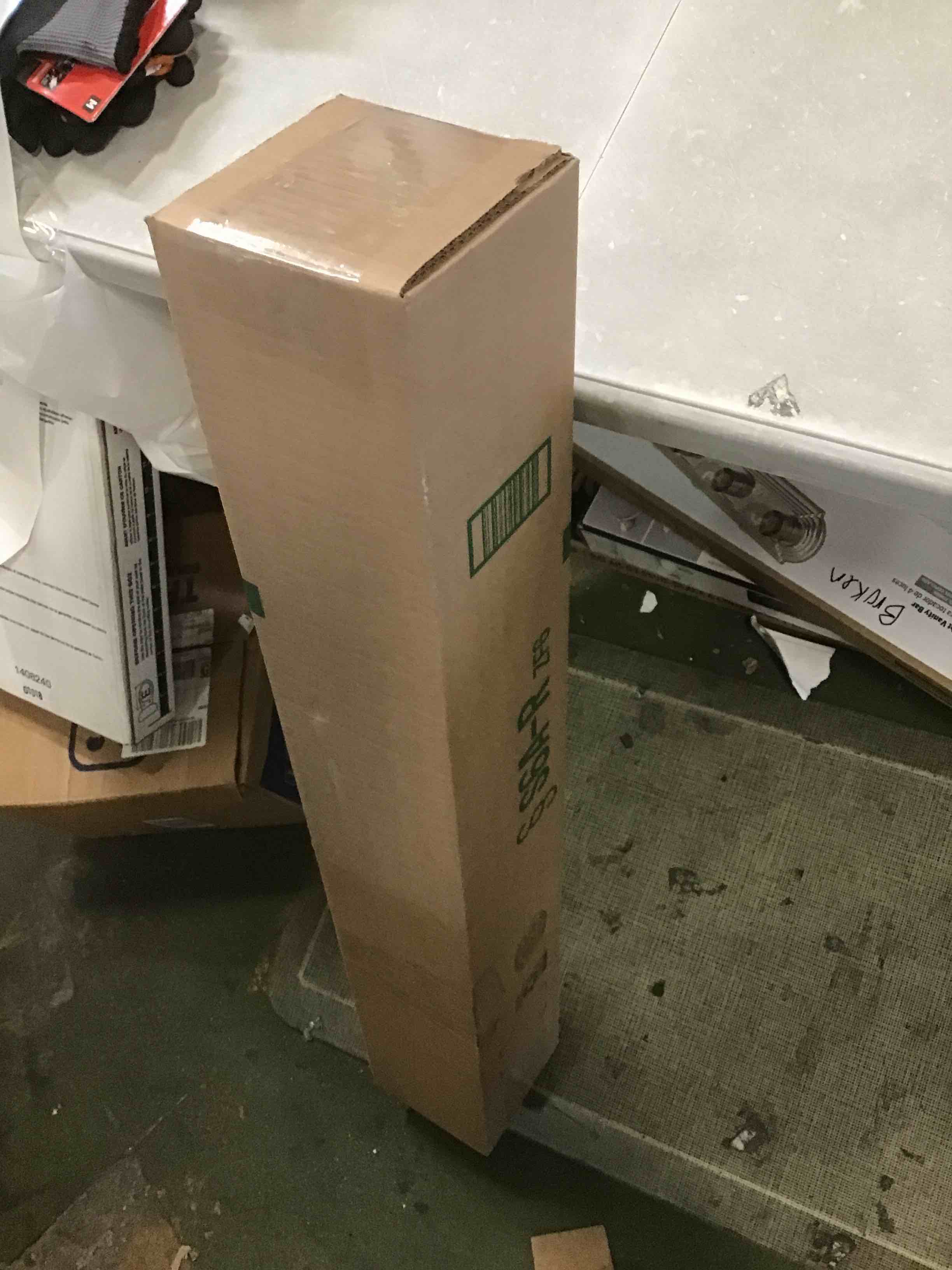 https://s3.amazonaws.com/lotting-images-prod/bidfta/PPE2129911_1742226324613.jpeg