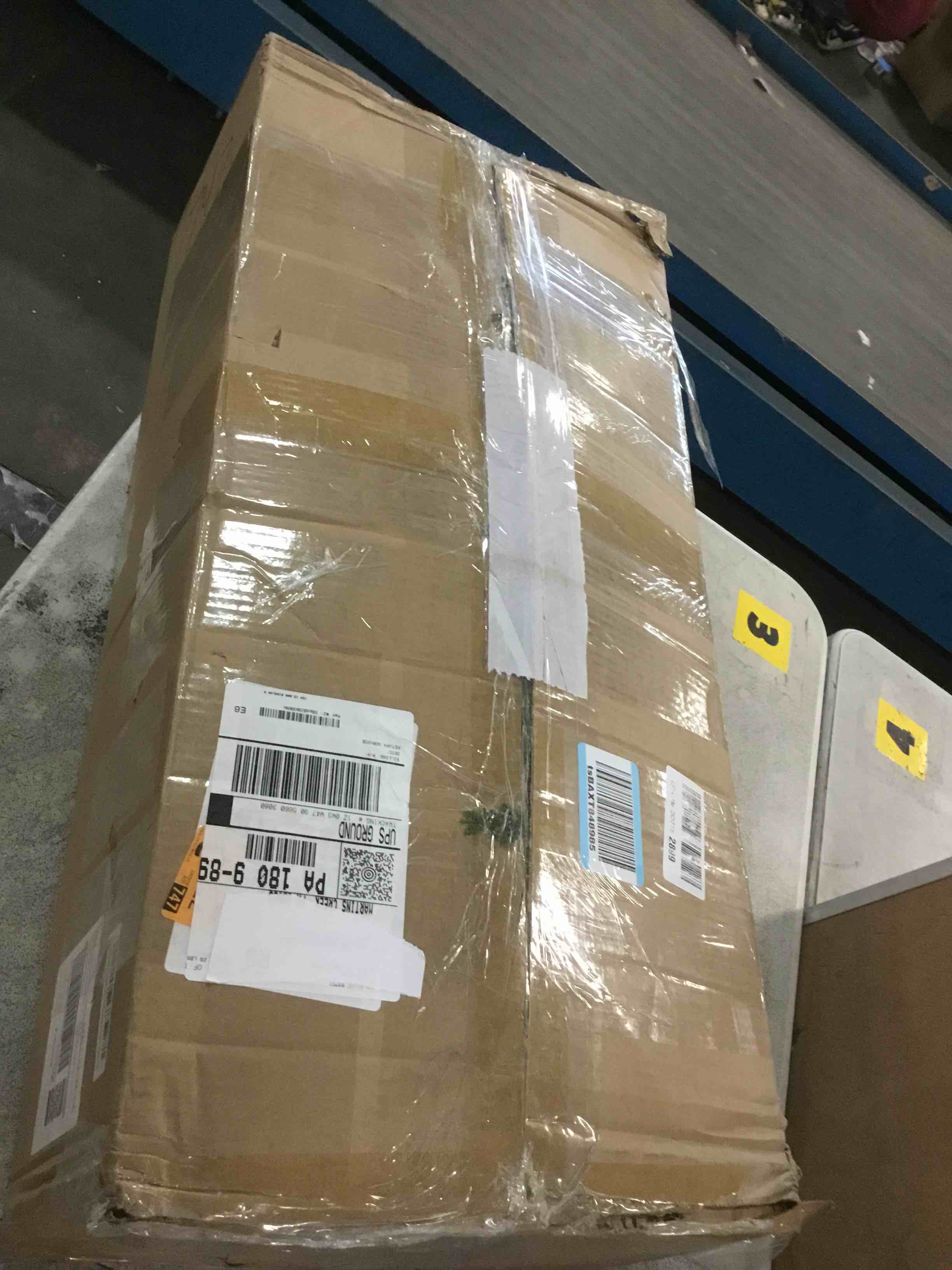 https://s3.amazonaws.com/lotting-images-prod/bidfta/PPE2130057_1742301667084.jpeg