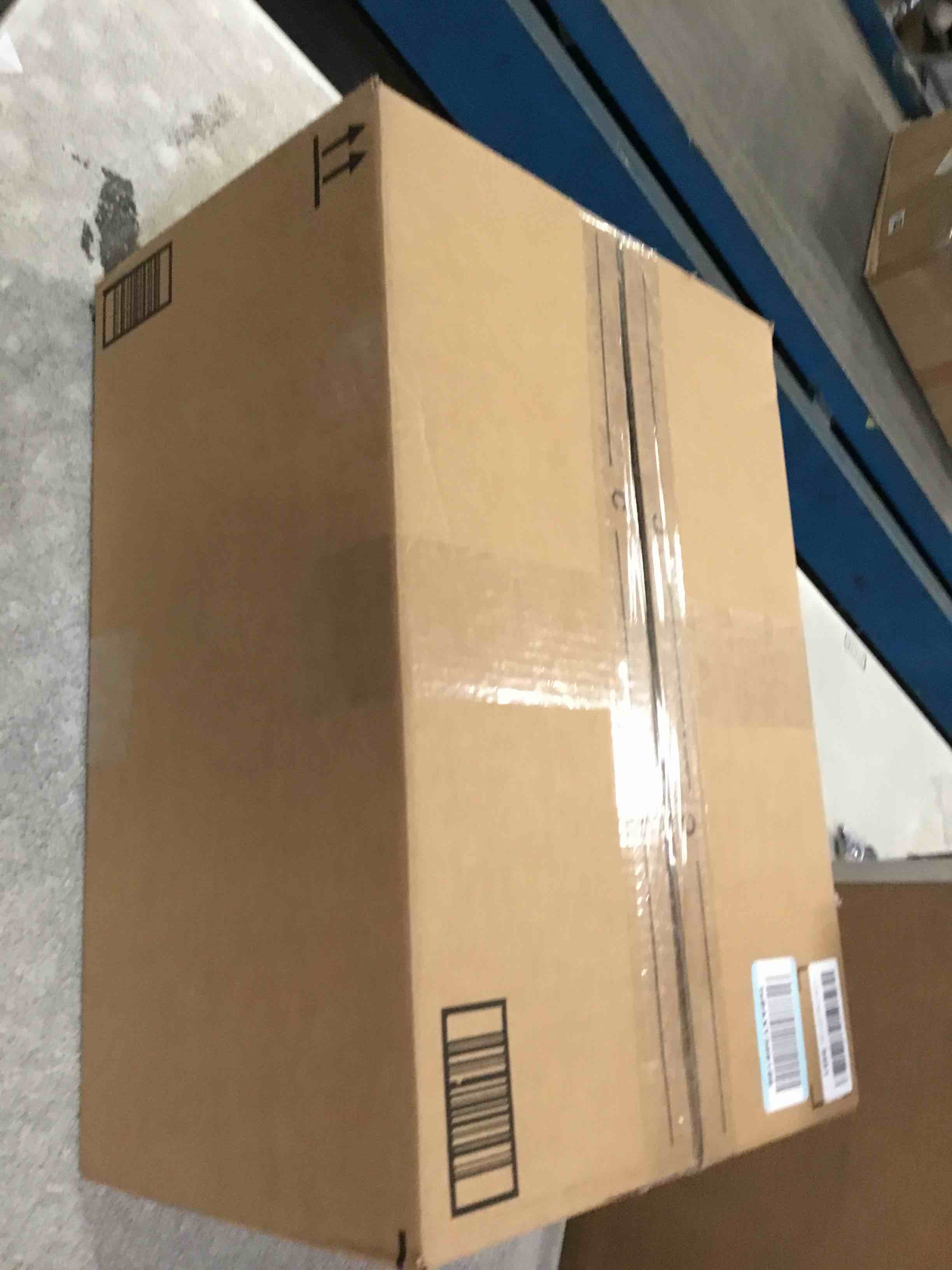 https://s3.amazonaws.com/lotting-images-prod/bidfta/PPE2130359_1742396204561.jpeg