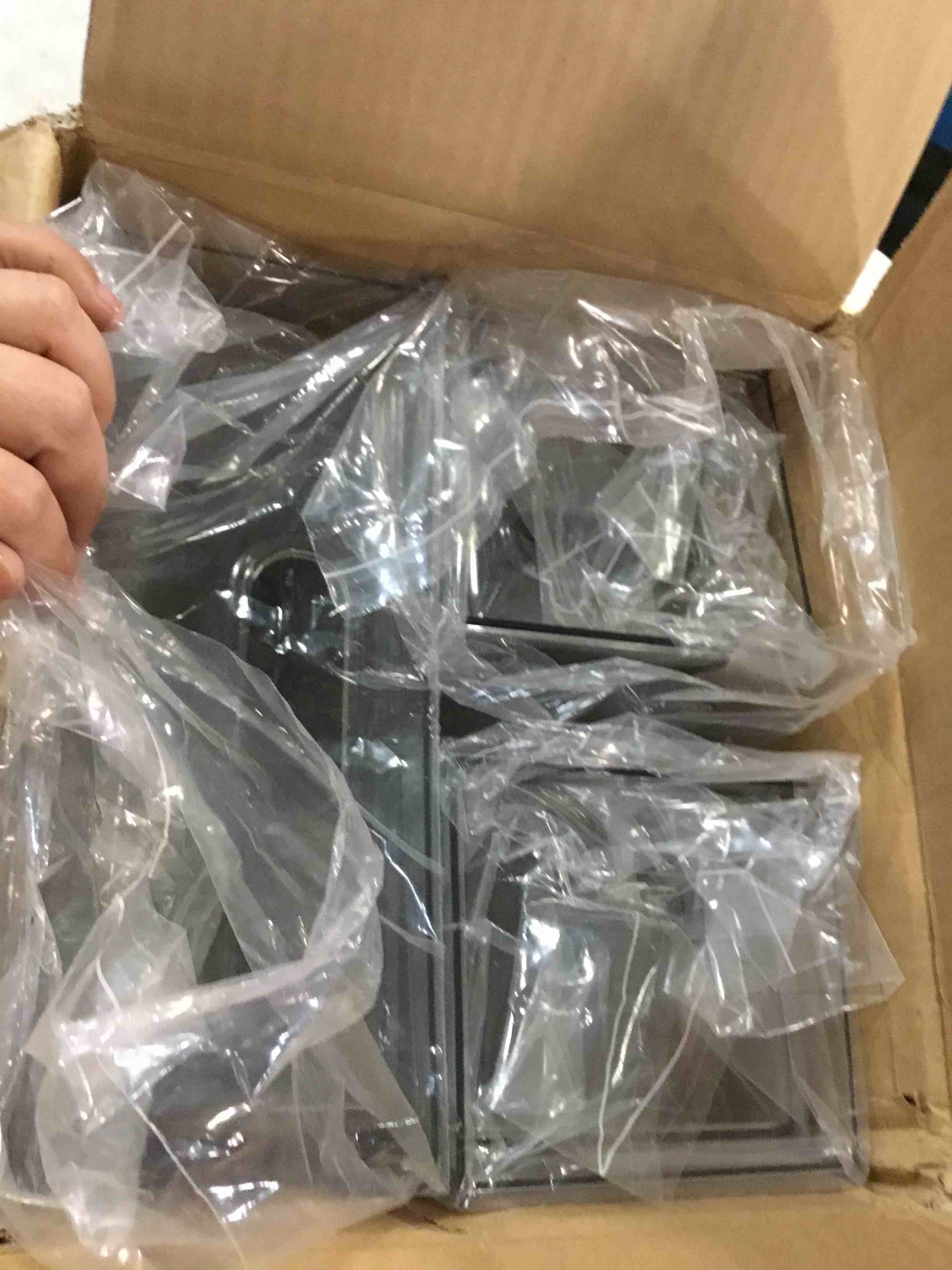 https://s3.amazonaws.com/lotting-images-prod/bidfta/PPE2130573_1742478566058.jpeg