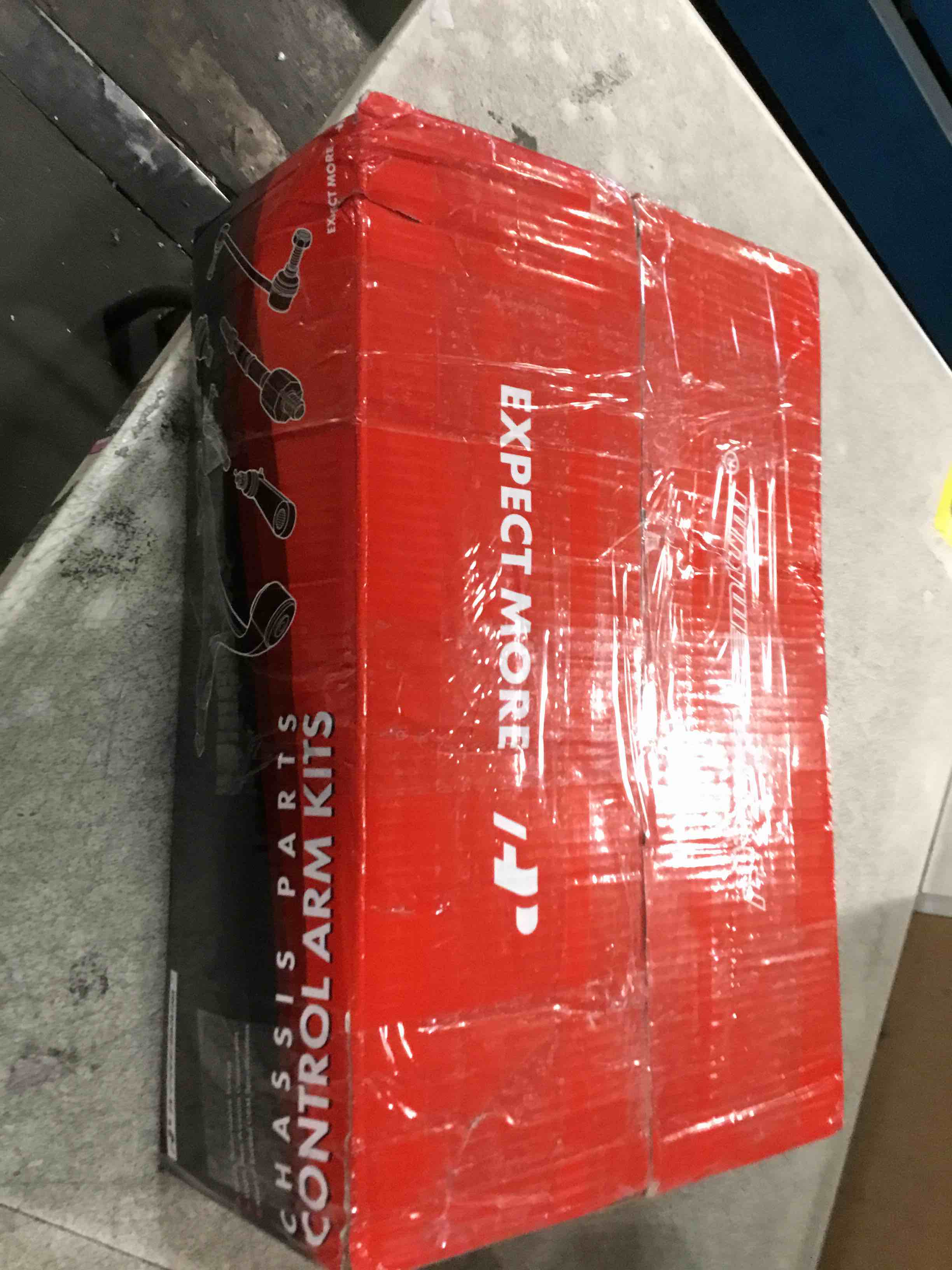 https://s3.amazonaws.com/lotting-images-prod/bidfta/PPE2130632_1742485373439.jpeg