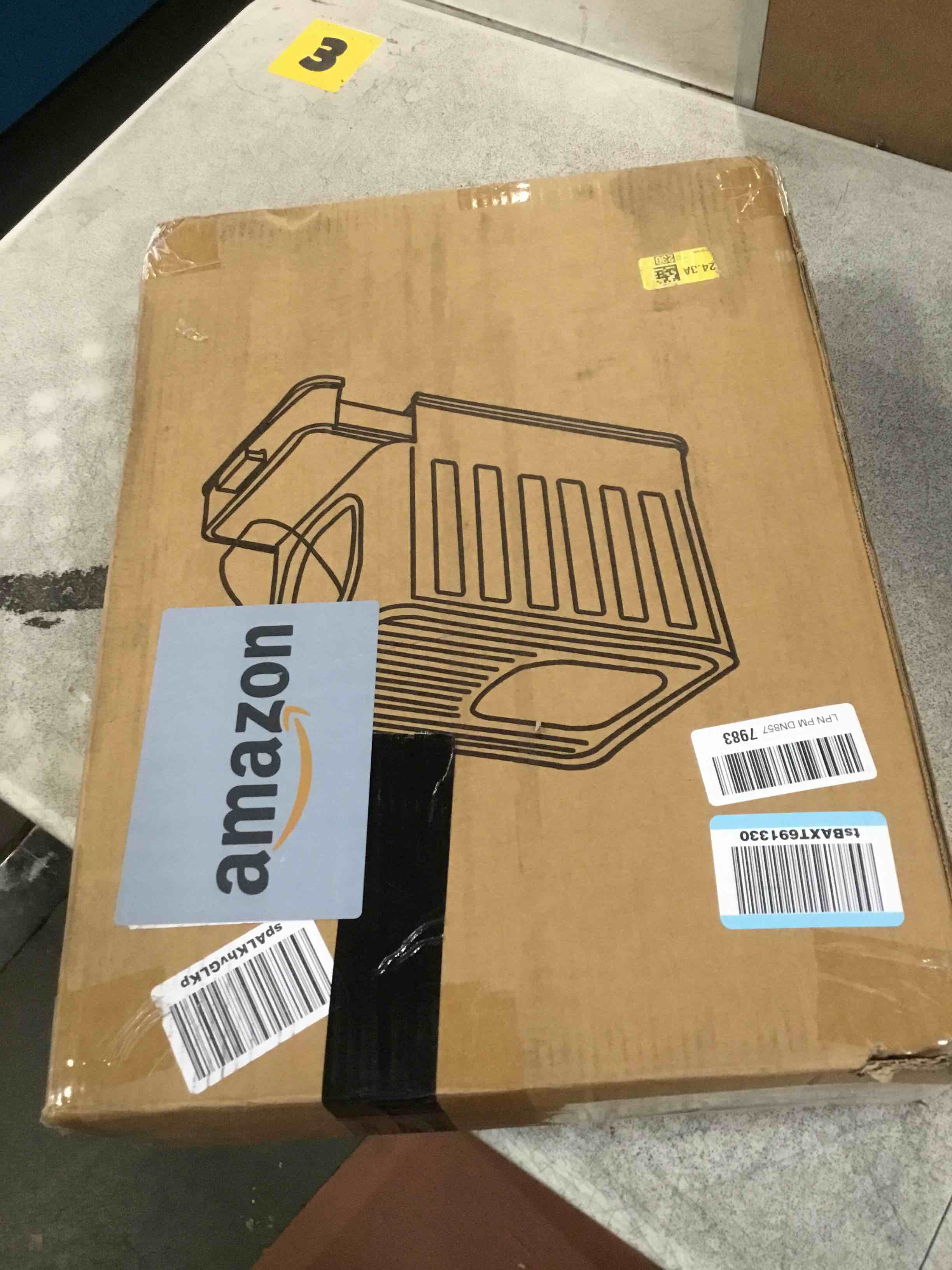 https://s3.amazonaws.com/lotting-images-prod/bidfta/PPE2130674_1742492849948.jpeg