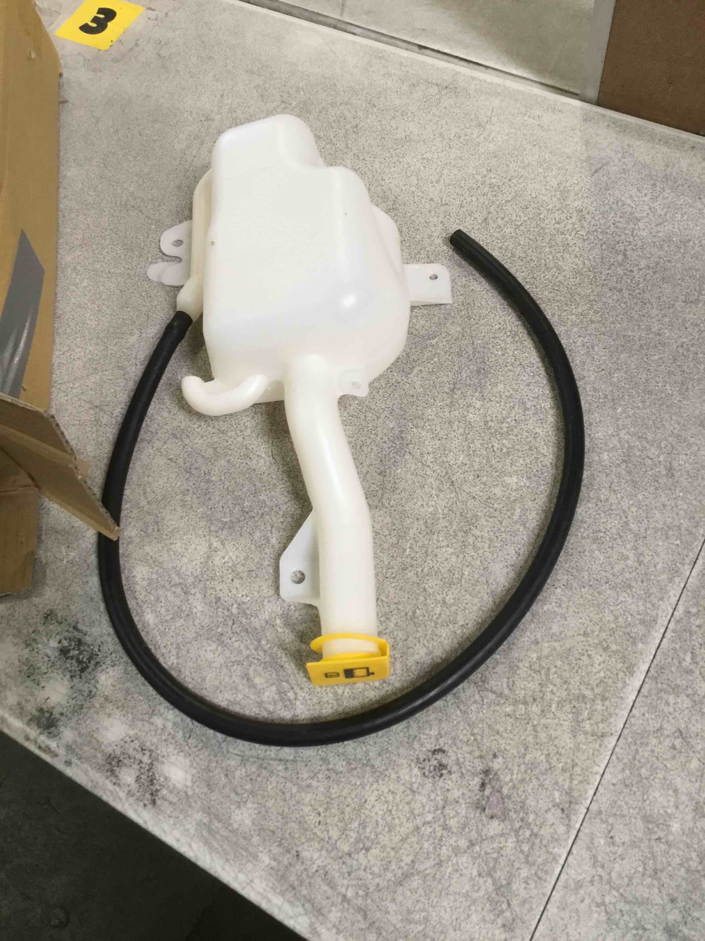 https://s3.amazonaws.com/lotting-images-prod/bidfta/PPE2130865_1742831555606.jpeg