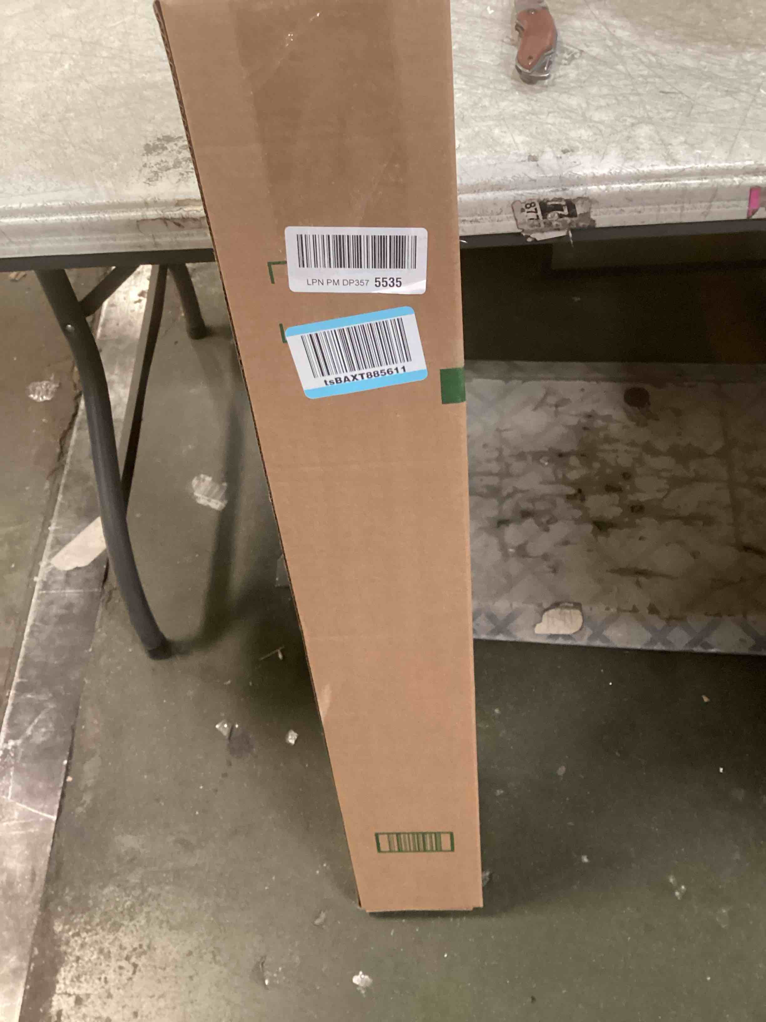 https://s3.amazonaws.com/lotting-images-prod/bidfta/PPE2131616_1741631566390.jpeg
