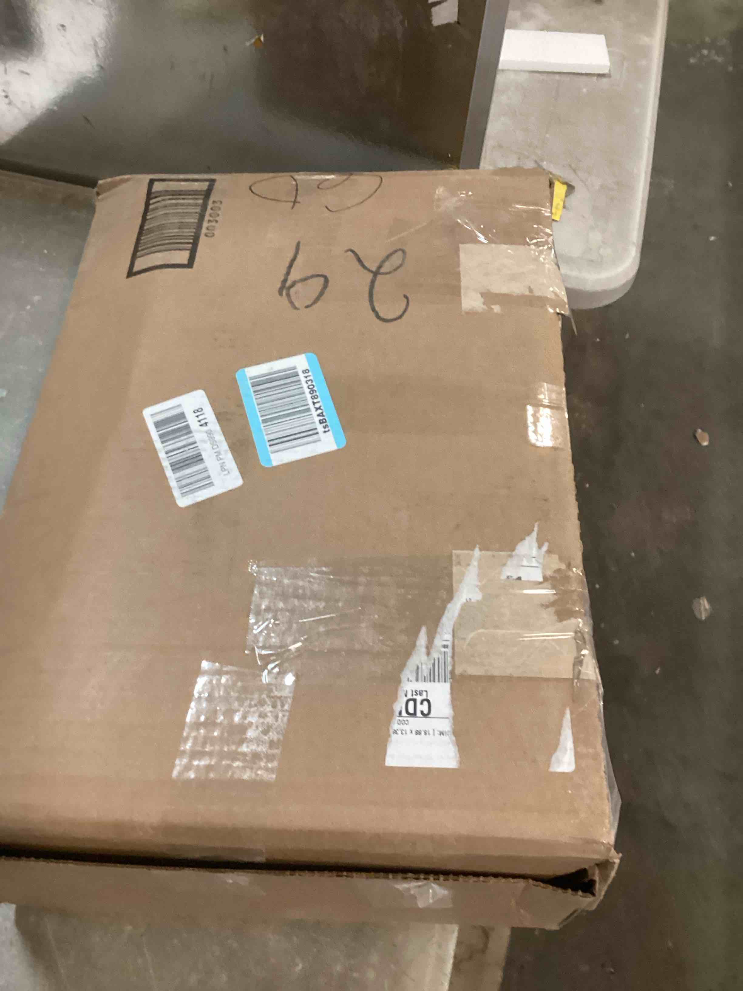 https://s3.amazonaws.com/lotting-images-prod/bidfta/PPE2132304_1741888399087.jpeg