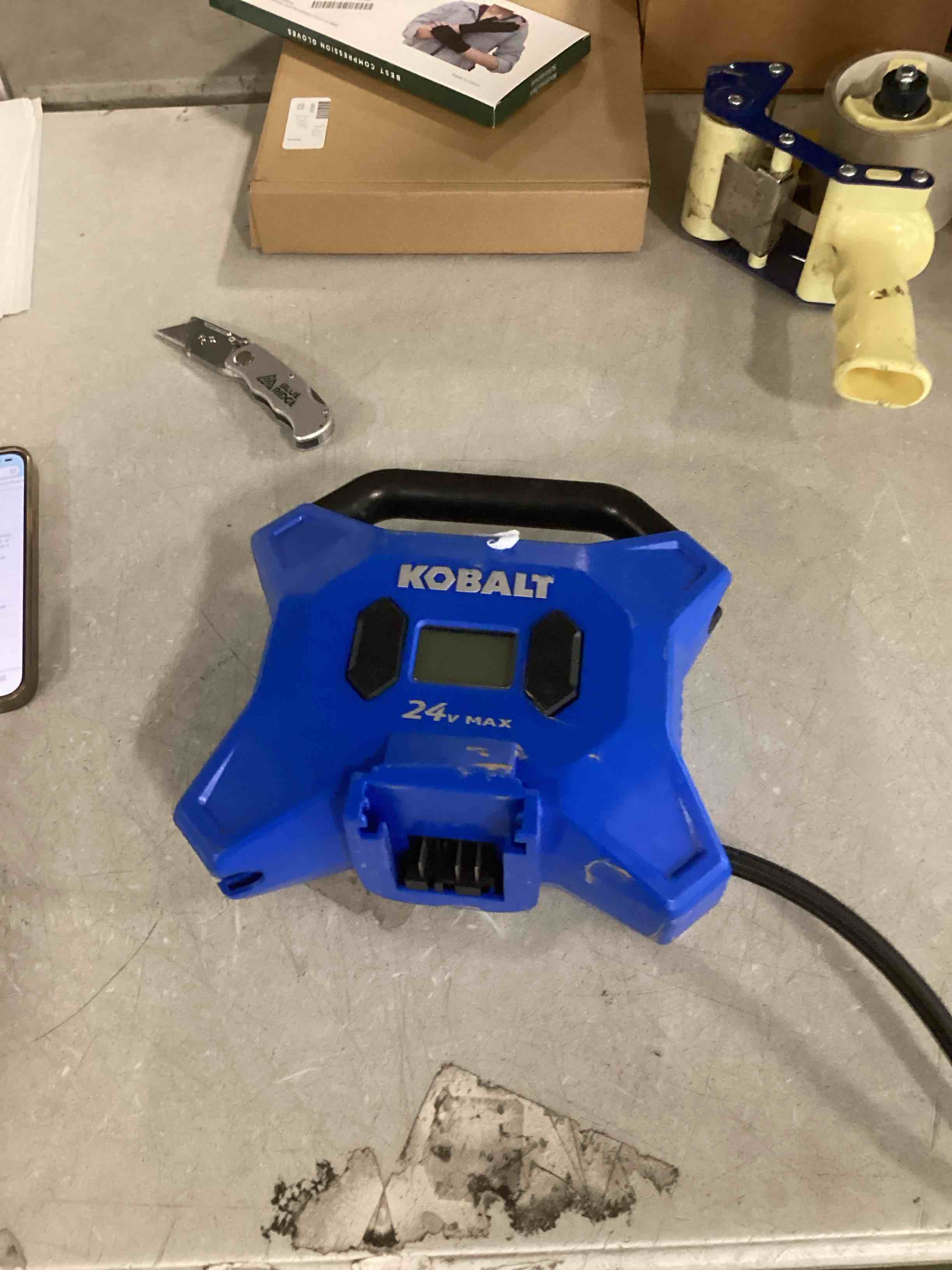 https://s3.amazonaws.com/lotting-images-prod/bidfta/PPE2133463_1742560693357.jpeg