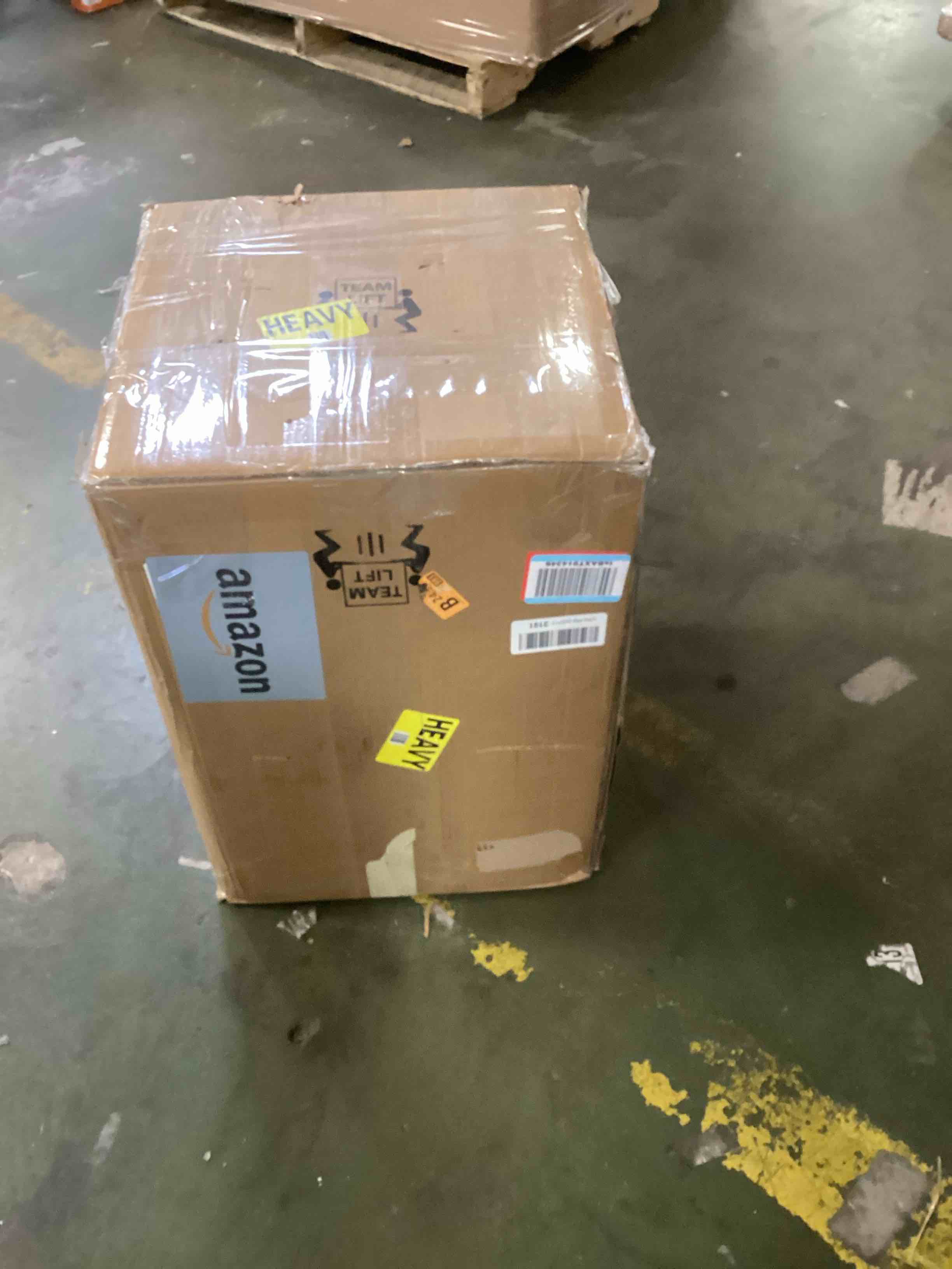 https://s3.amazonaws.com/lotting-images-prod/bidfta/PPE2133600_1742579350186.jpeg