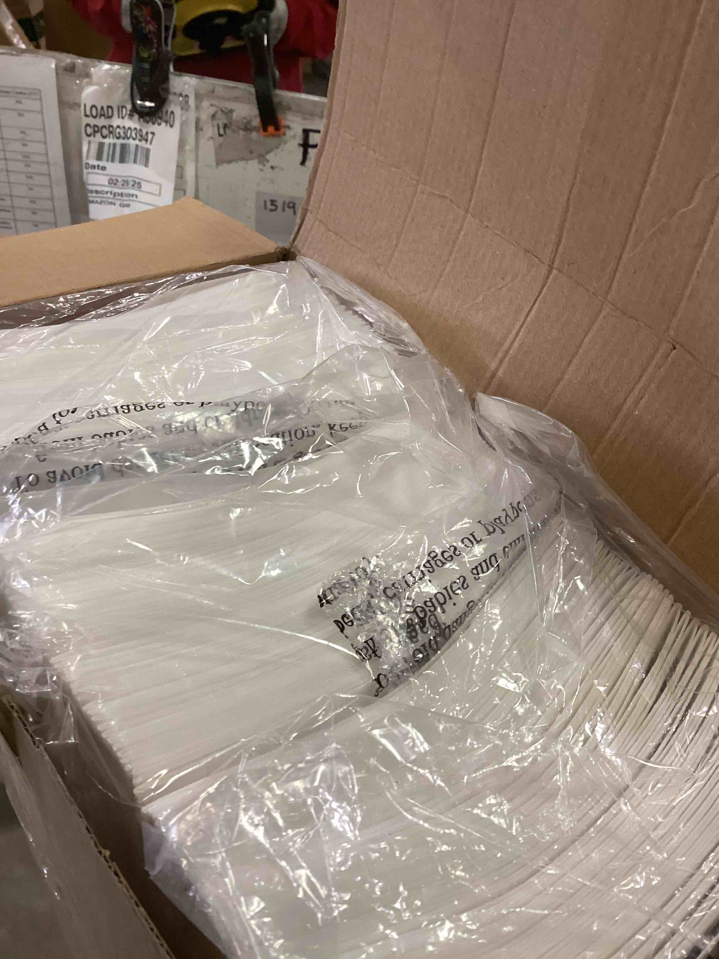 https://s3.amazonaws.com/lotting-images-prod/bidfta/PPE2134015_1741106279211.jpeg
