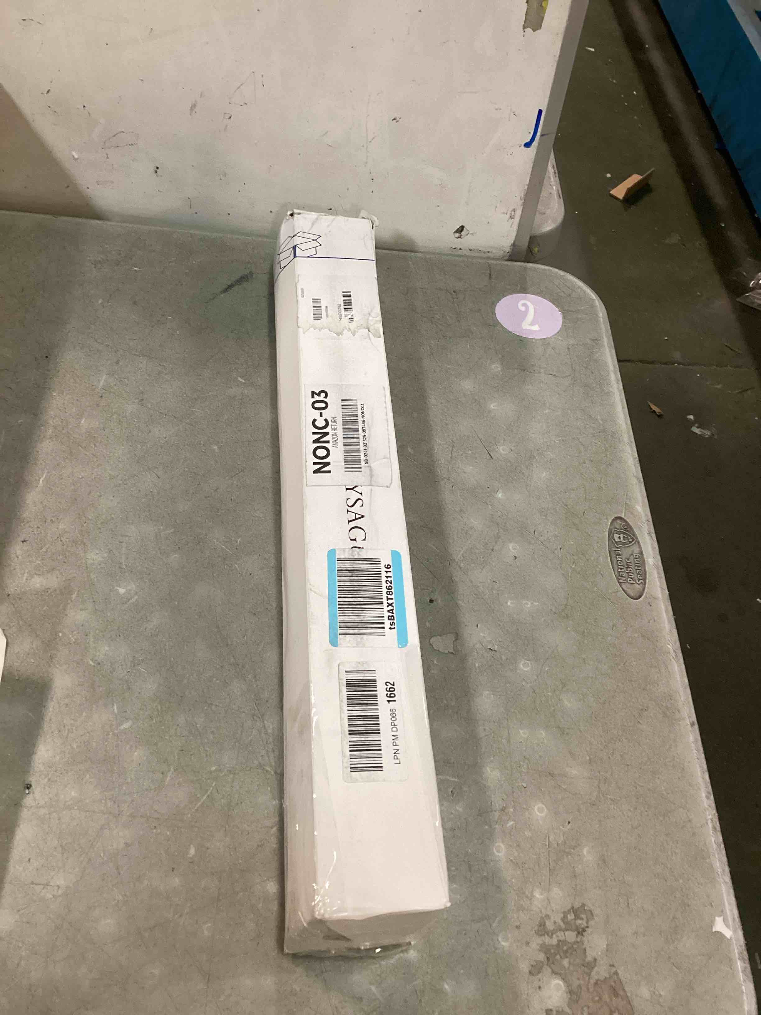 https://s3.amazonaws.com/lotting-images-prod/bidfta/PPE2134087_1741116658404.jpeg