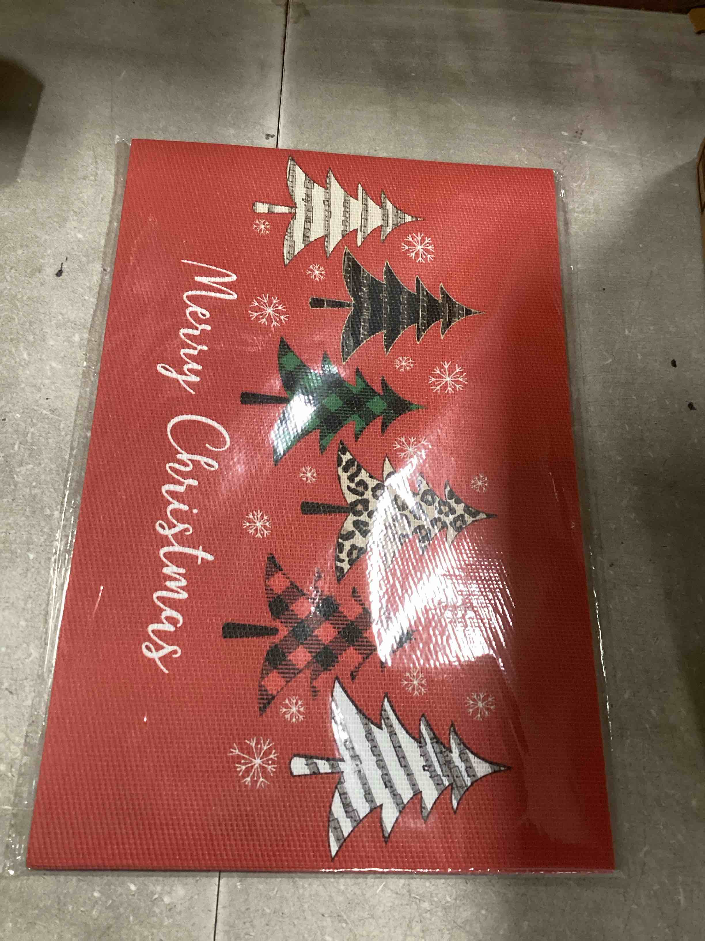 https://s3.amazonaws.com/lotting-images-prod/bidfta/PPE2134526_1741715467263.jpeg