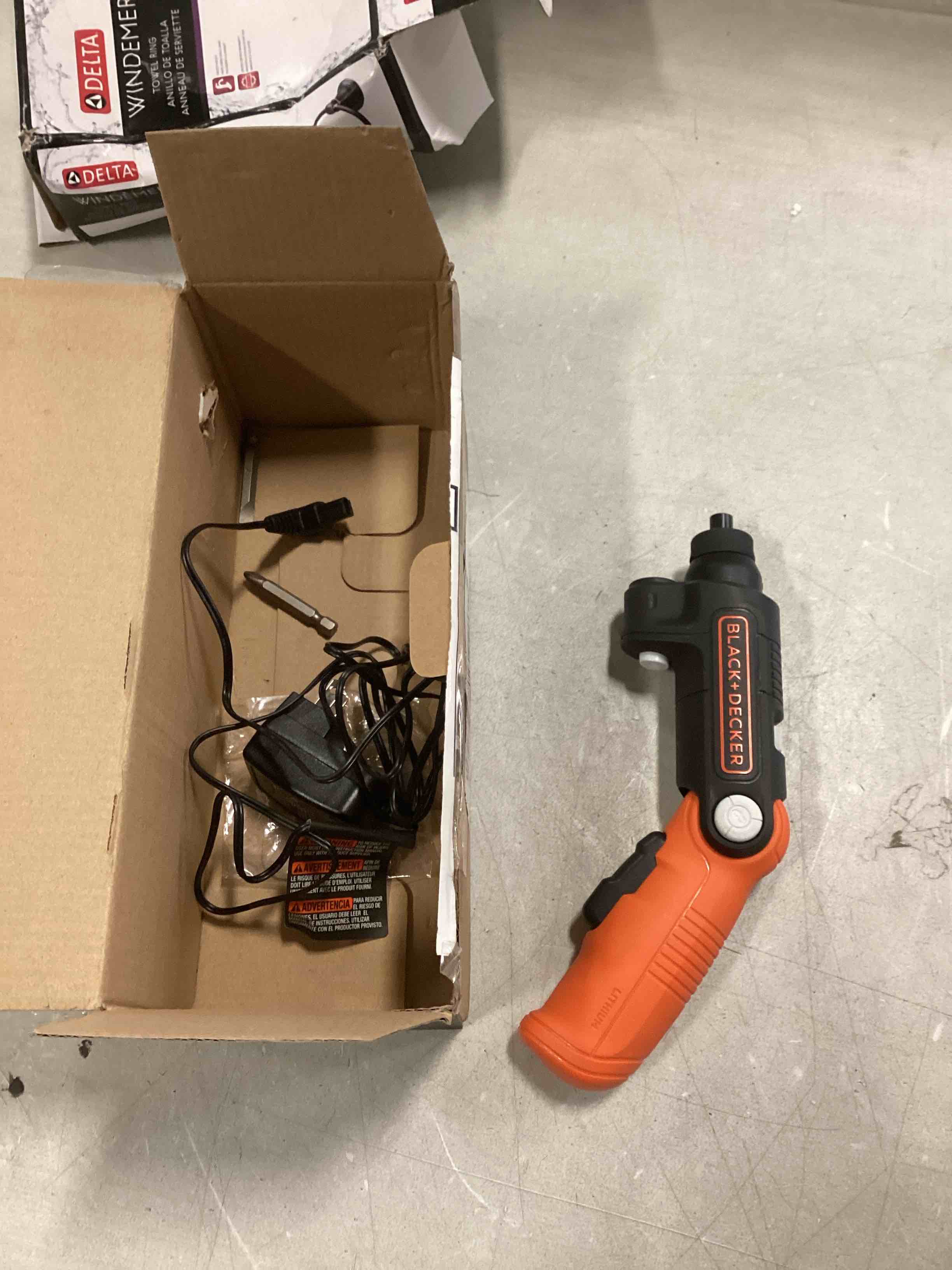 https://s3.amazonaws.com/lotting-images-prod/bidfta/PPE2134970_1742222993170.jpeg