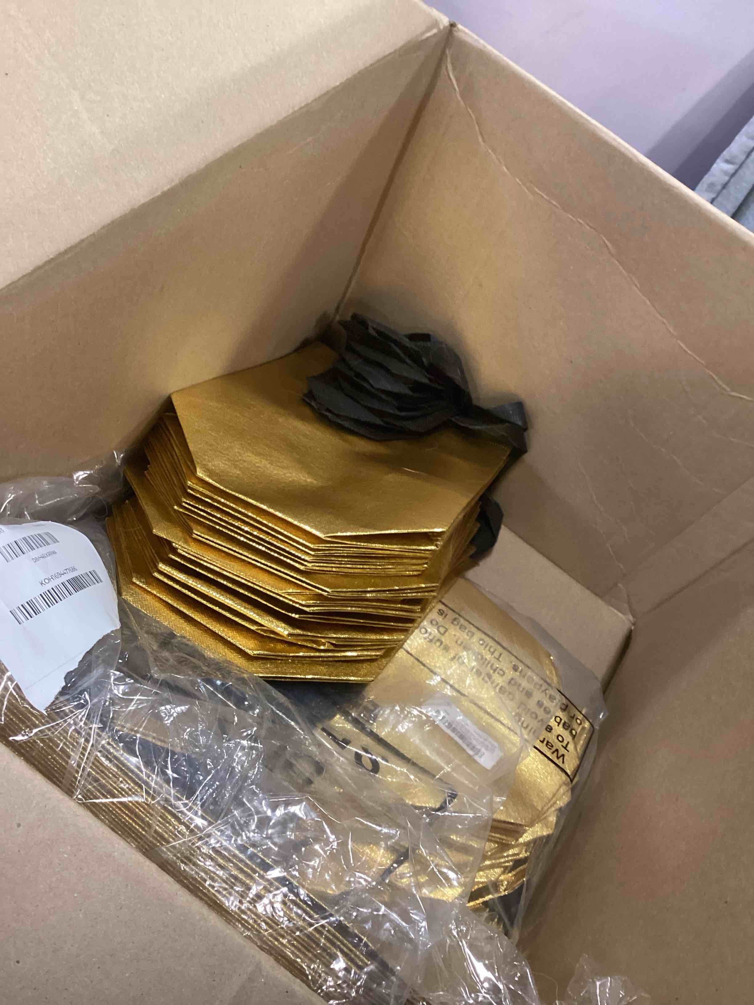 https://s3.amazonaws.com/lotting-images-prod/bidfta/PPE2135284_1742320742463.jpeg