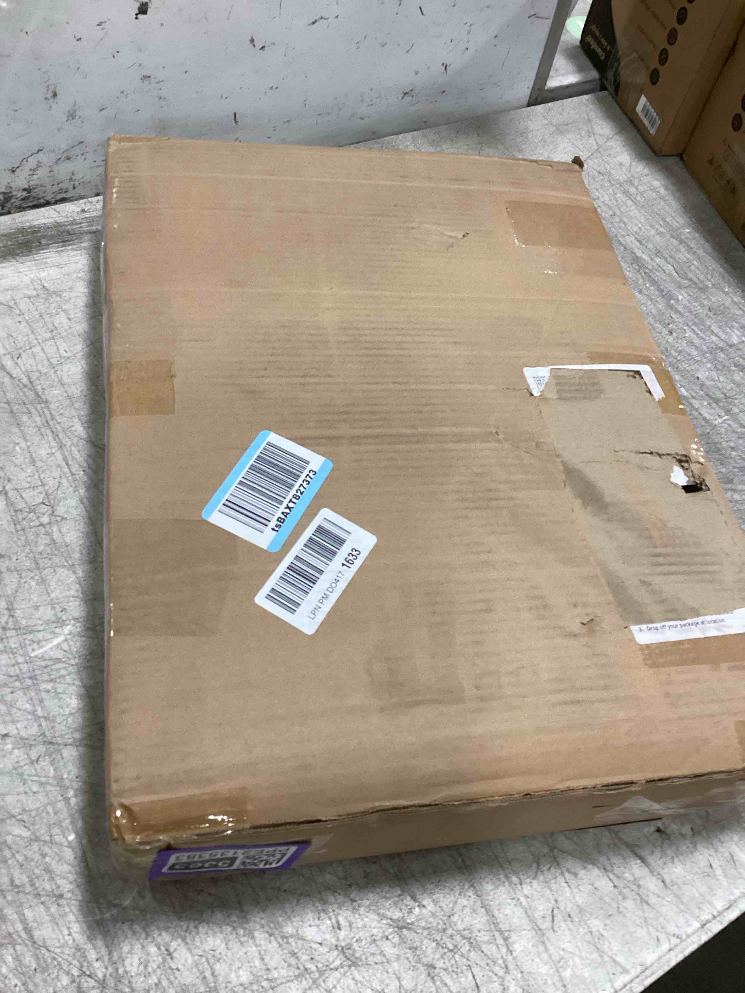 https://s3.amazonaws.com/lotting-images-prod/bidfta/PPE2135383_1742478527922.jpeg