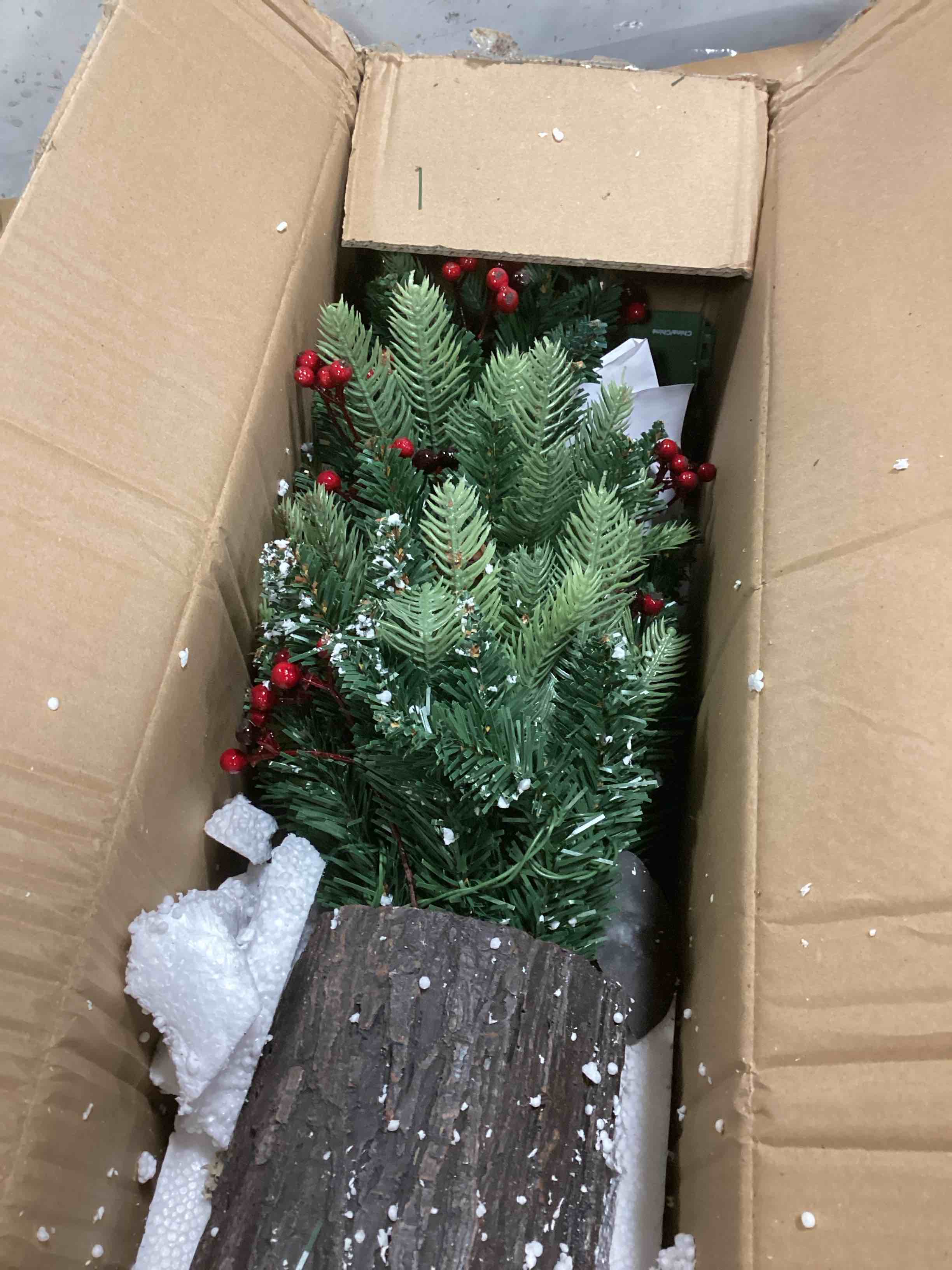 https://s3.amazonaws.com/lotting-images-prod/bidfta/PPE2135463_1742494395604.jpeg