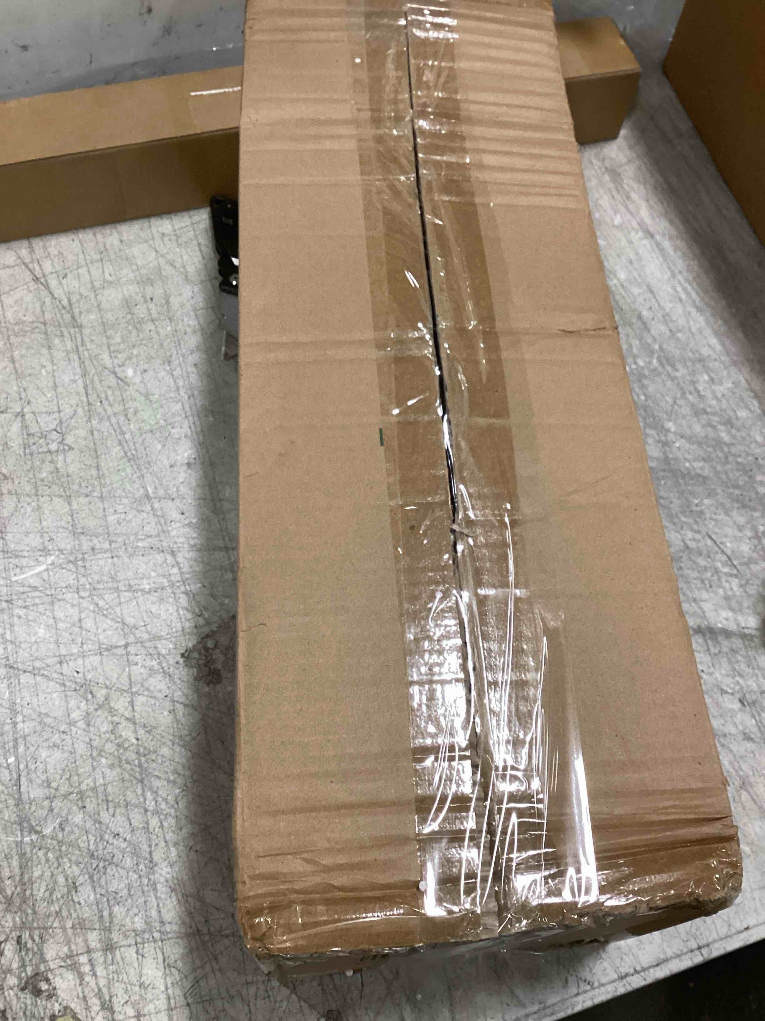 https://s3.amazonaws.com/lotting-images-prod/bidfta/PPE2135463_1742494424942.jpeg