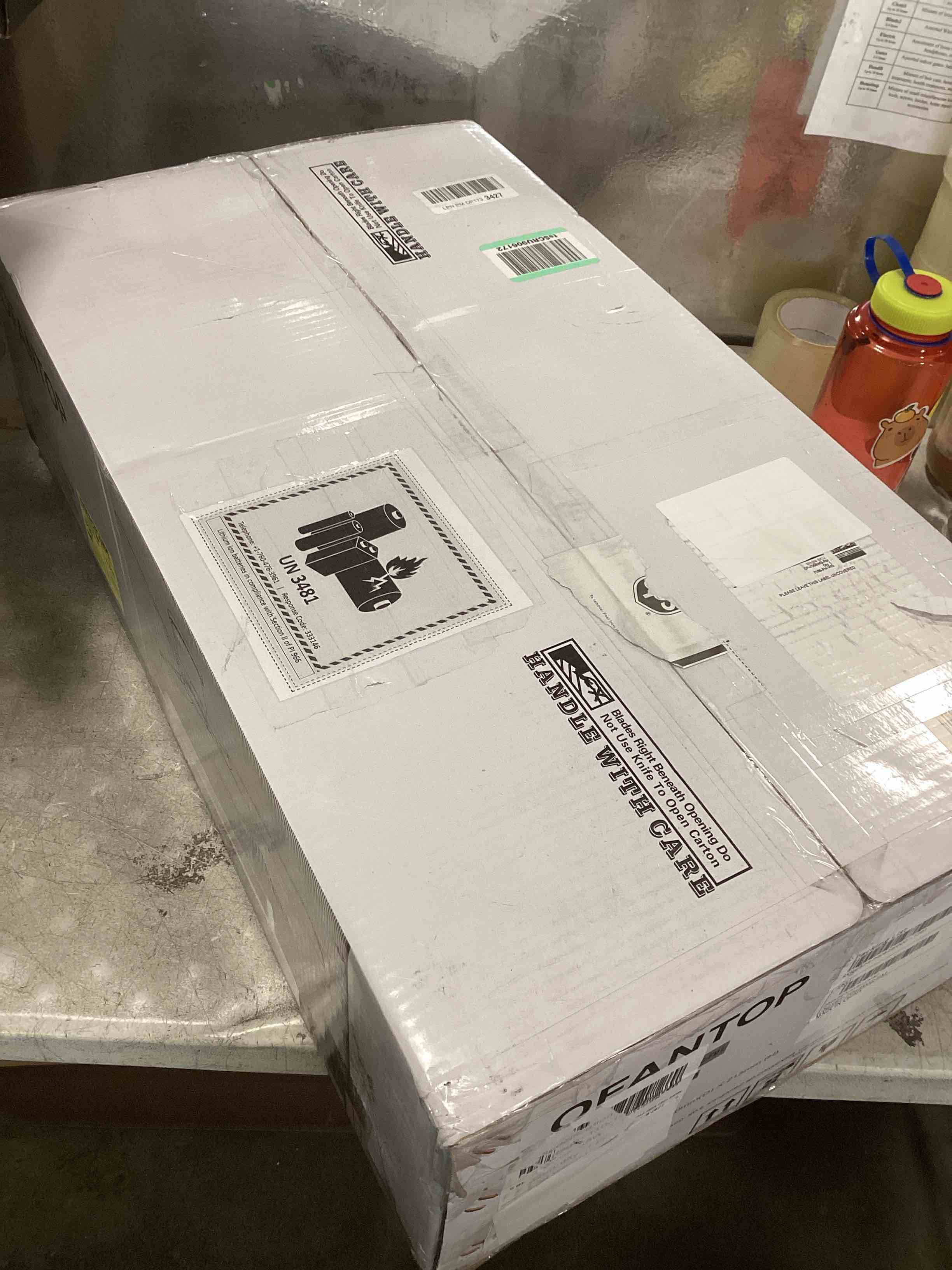 https://s3.amazonaws.com/lotting-images-prod/bidfta/PPE2135496_1742560444407.jpeg
