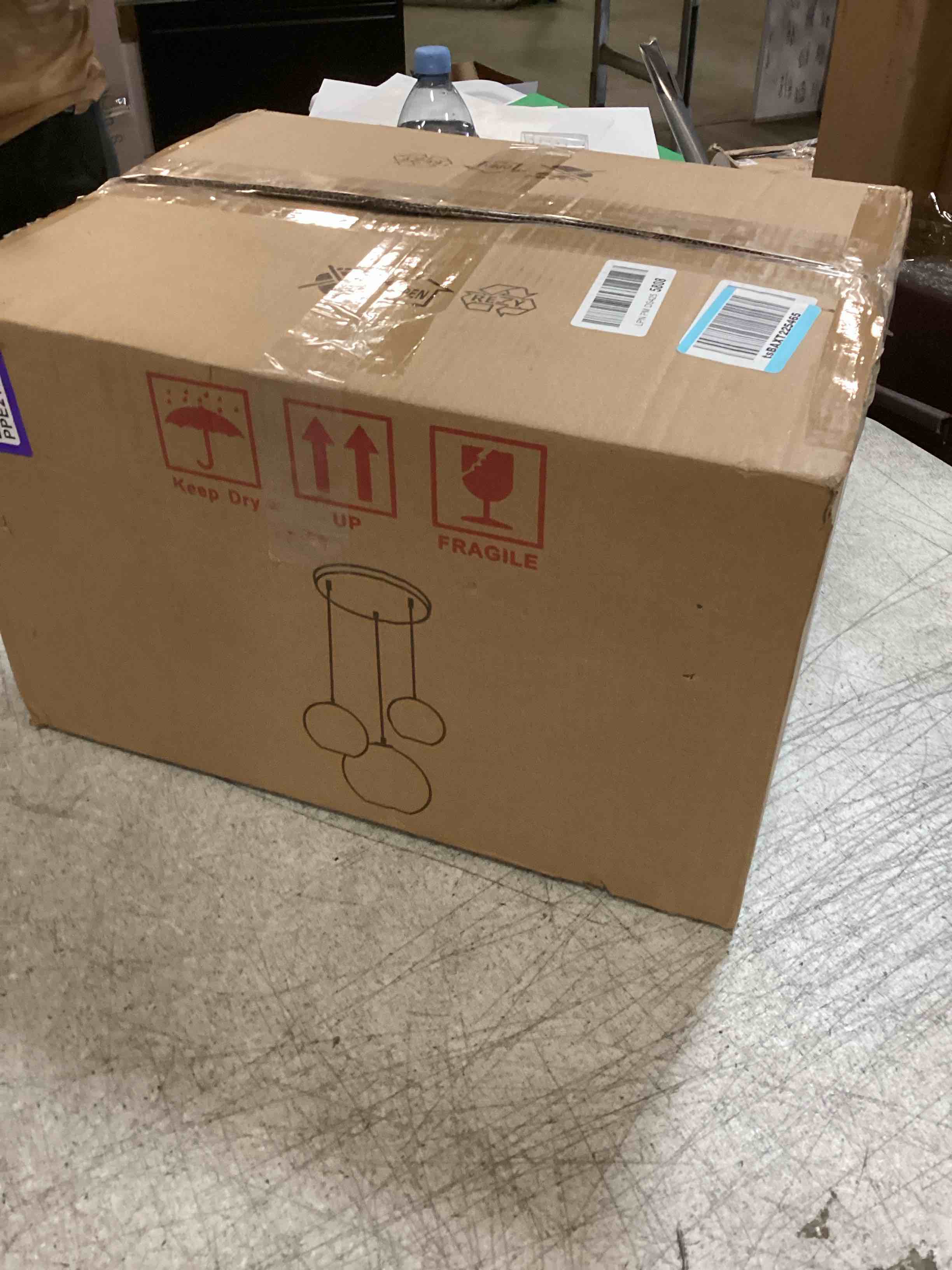 https://s3.amazonaws.com/lotting-images-prod/bidfta/PPE2135791_1742823818485.jpeg