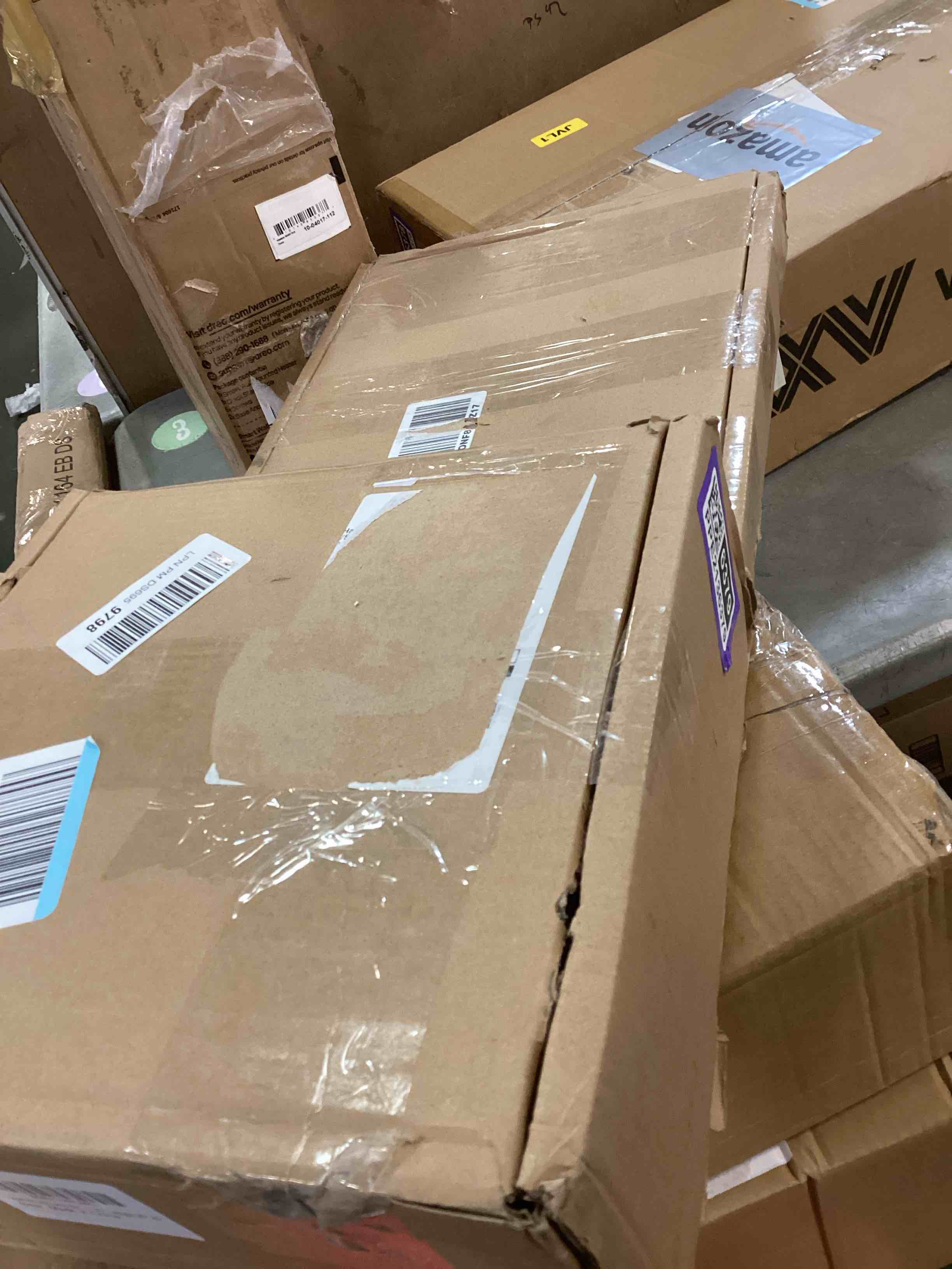 https://s3.amazonaws.com/lotting-images-prod/bidfta/PPE2136379_1743013489953.jpeg