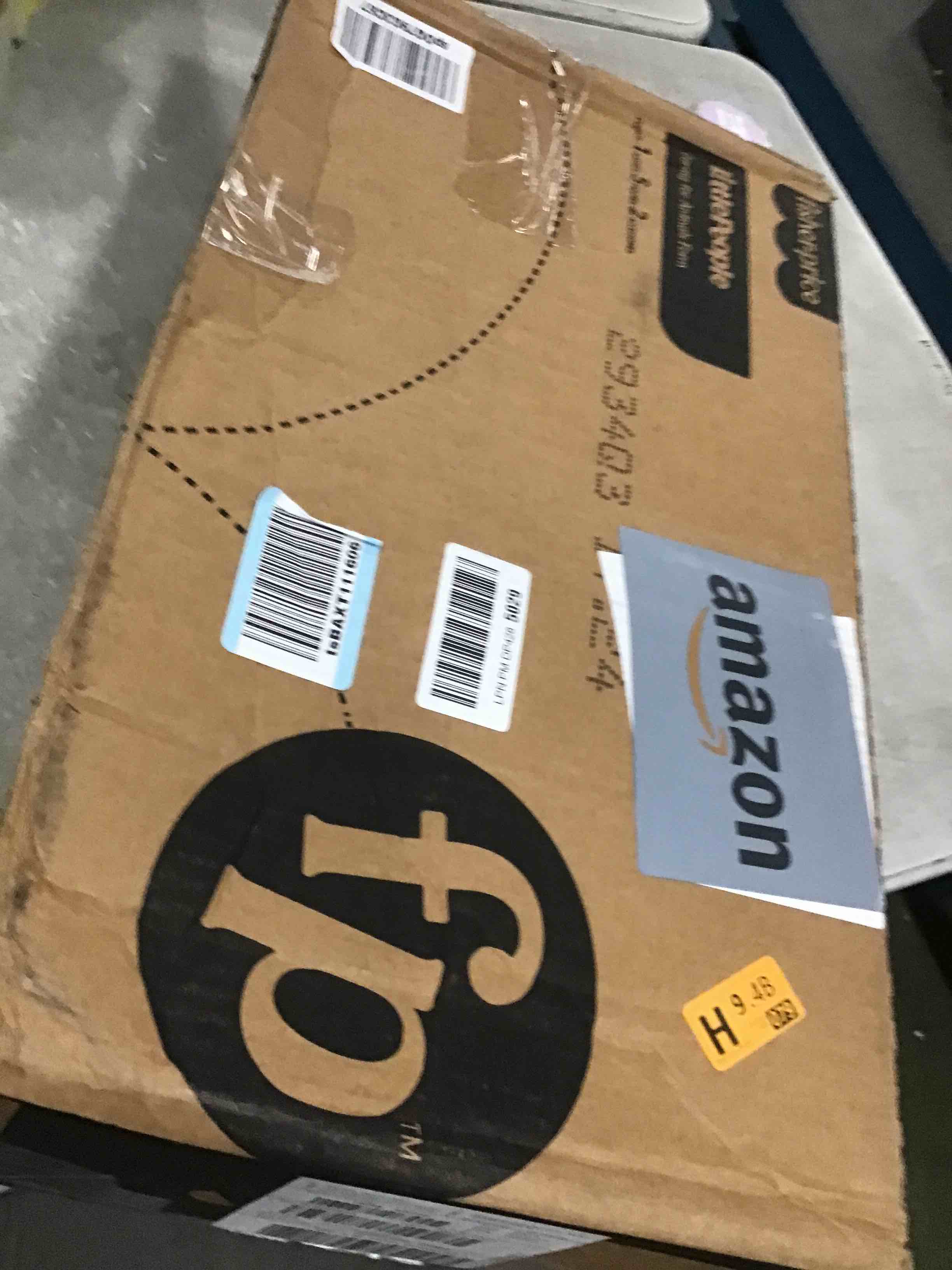 https://s3.amazonaws.com/lotting-images-prod/bidfta/PPE2137015_1740688405099.jpeg