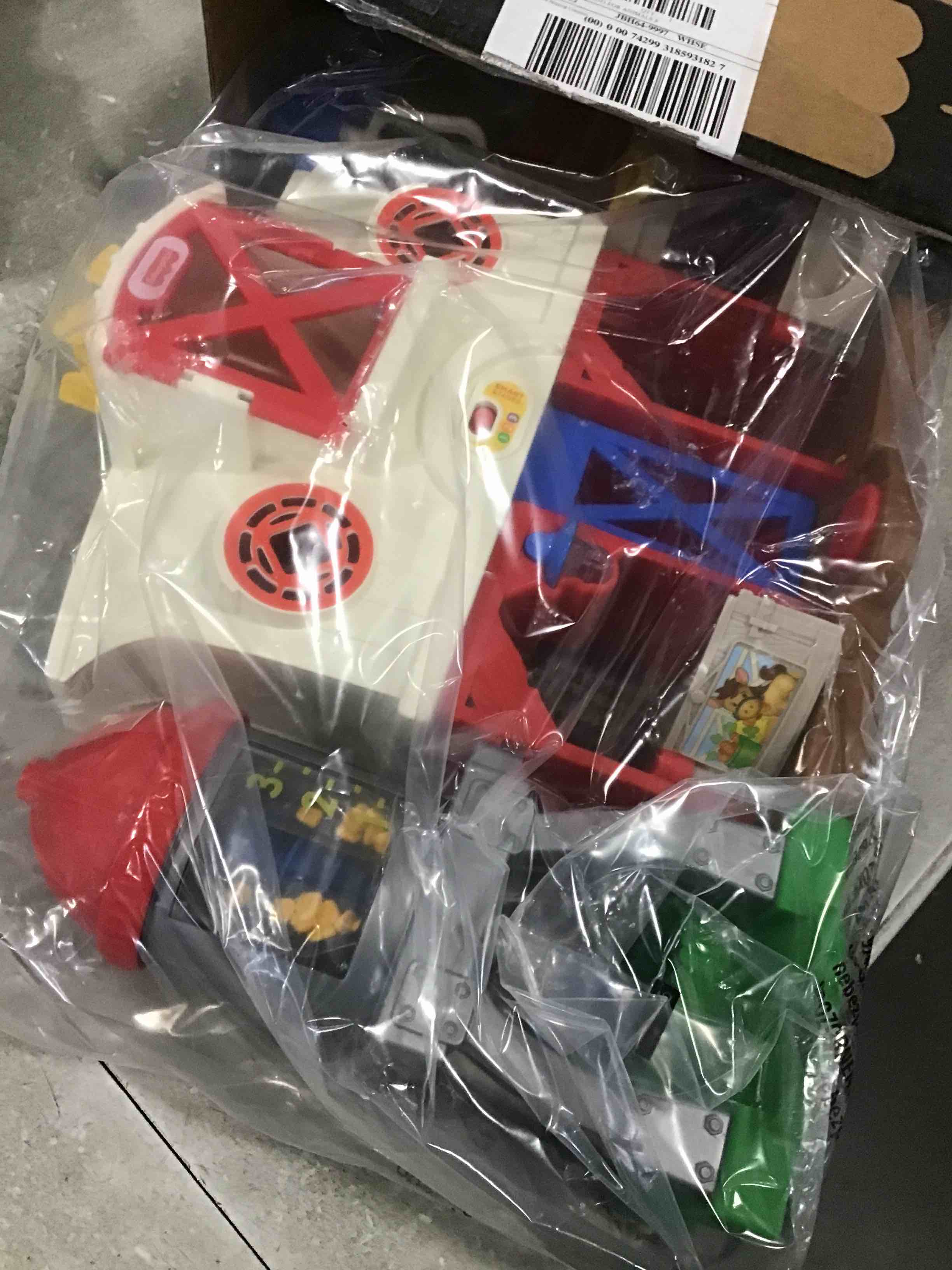 https://s3.amazonaws.com/lotting-images-prod/bidfta/PPE2137015_1740688436352.jpeg