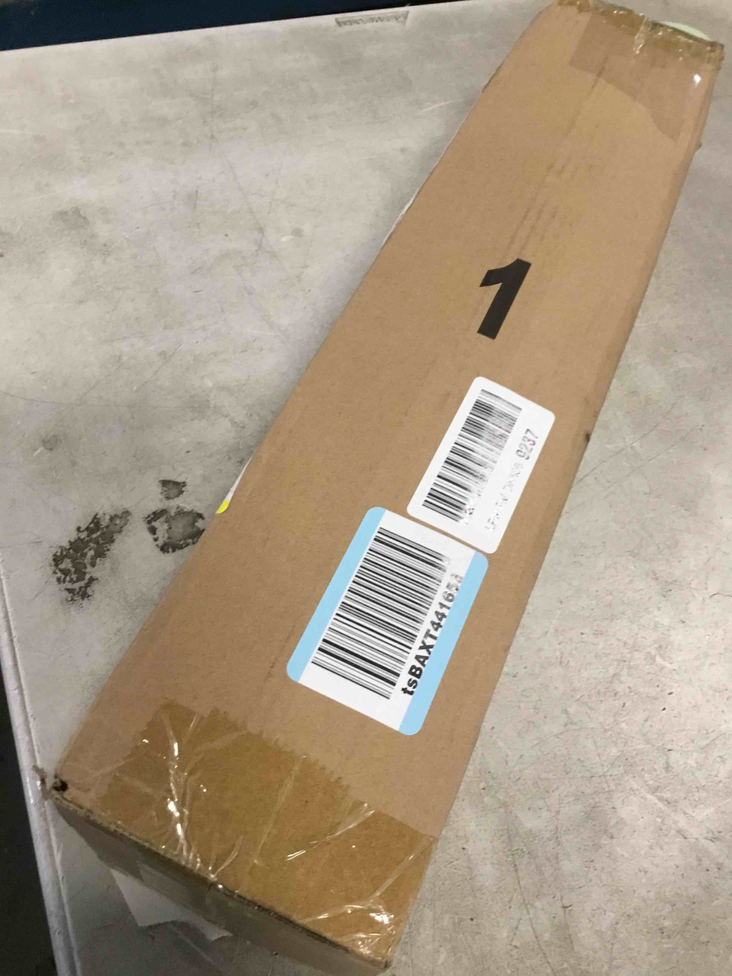https://s3.amazonaws.com/lotting-images-prod/bidfta/PPE2137104_1740754429614.jpeg