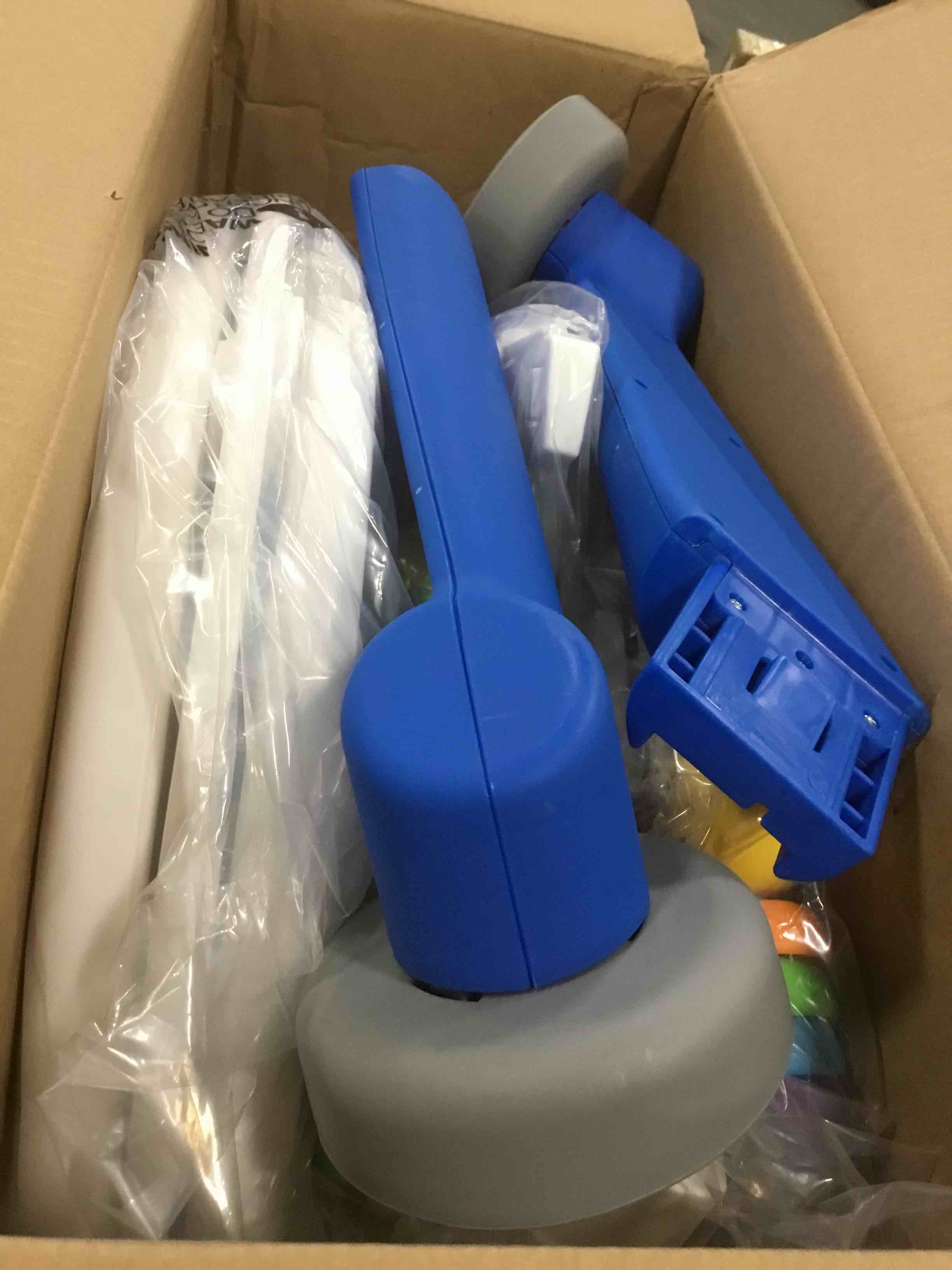 https://s3.amazonaws.com/lotting-images-prod/bidfta/PPE2137737_1741190136207.jpeg