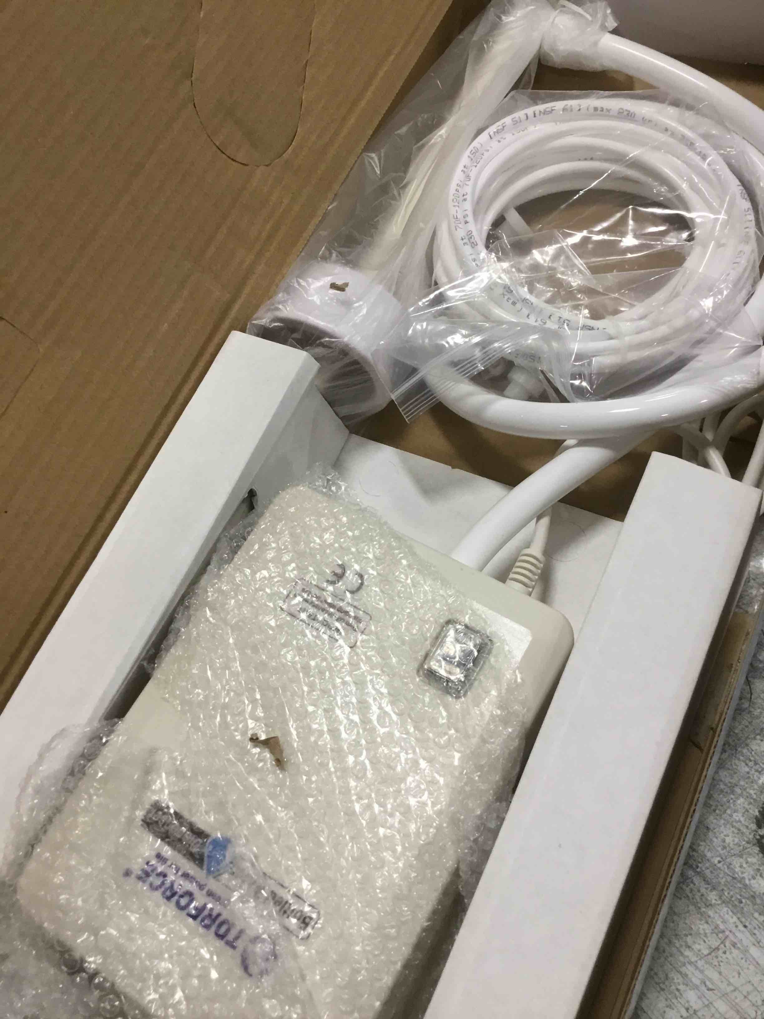 https://s3.amazonaws.com/lotting-images-prod/bidfta/PPE2137908_1741269213249.jpeg
