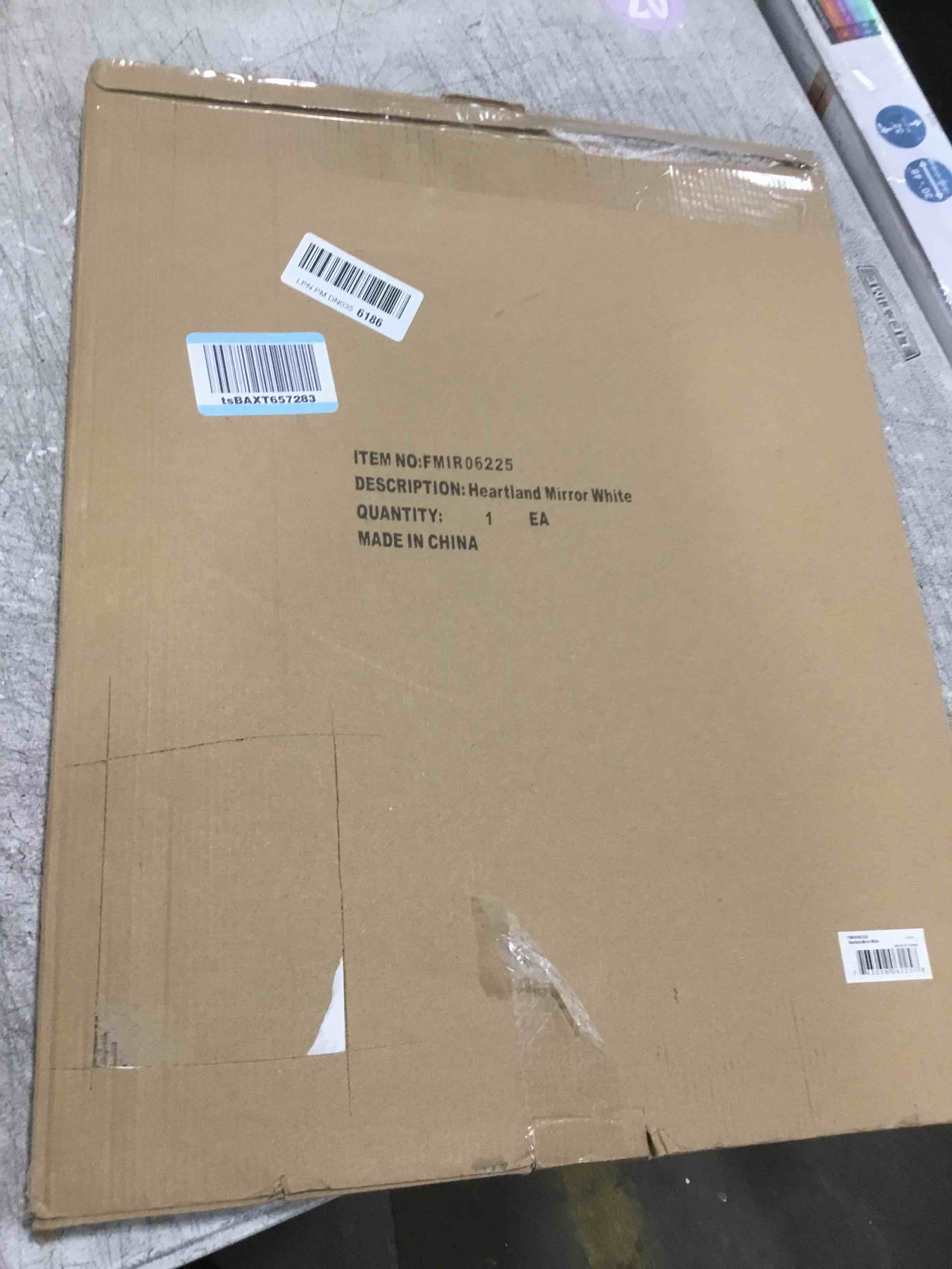 https://s3.amazonaws.com/lotting-images-prod/bidfta/PPE2137972_1741276964260.jpeg