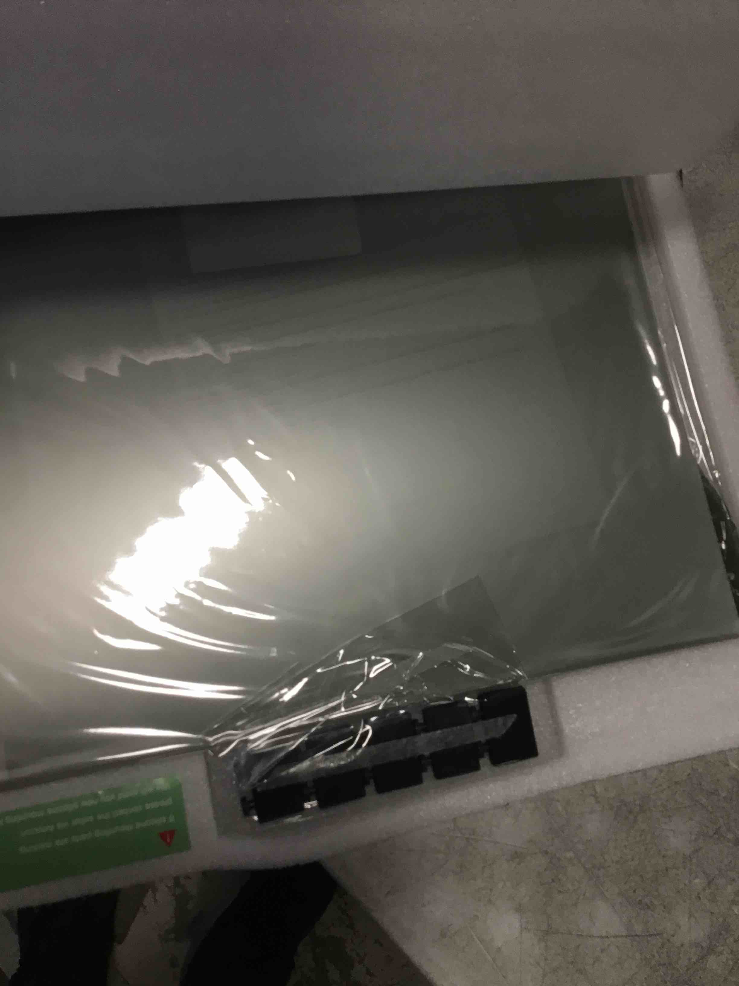 https://s3.amazonaws.com/lotting-images-prod/bidfta/PPE2138144_1741355336082.jpeg