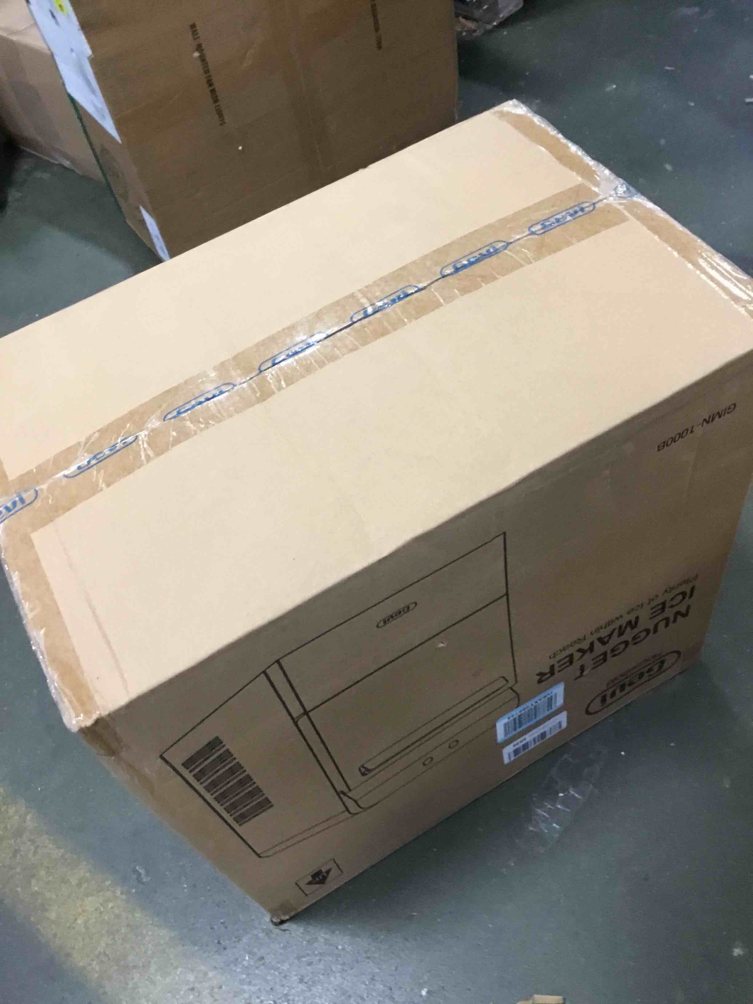 https://s3.amazonaws.com/lotting-images-prod/bidfta/PPE2138300_1741701360617.jpeg