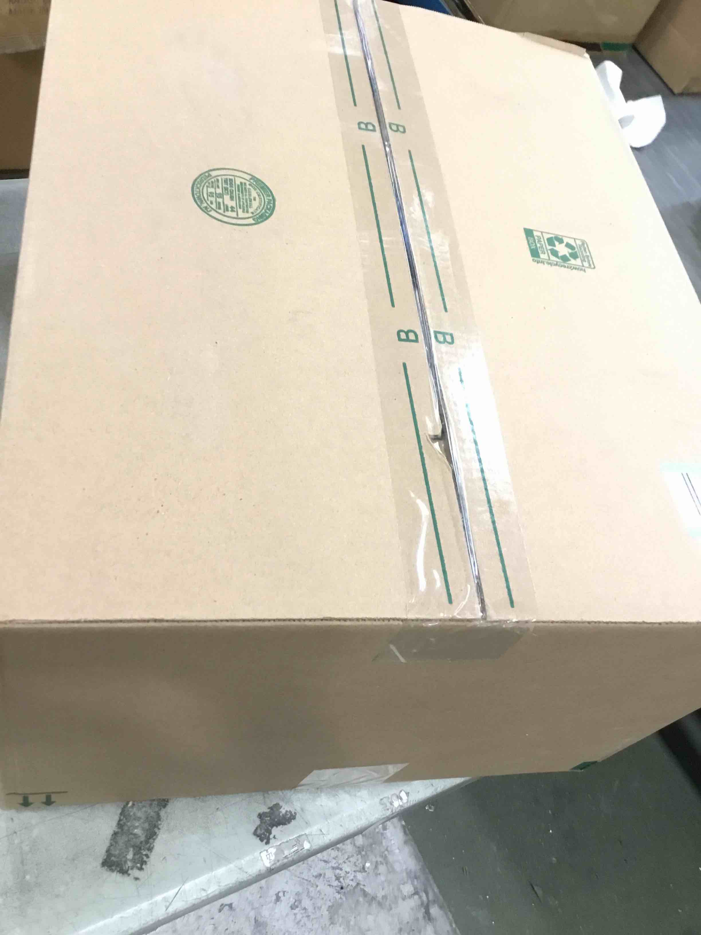 https://s3.amazonaws.com/lotting-images-prod/bidfta/PPE2138411_1741718407106.jpeg