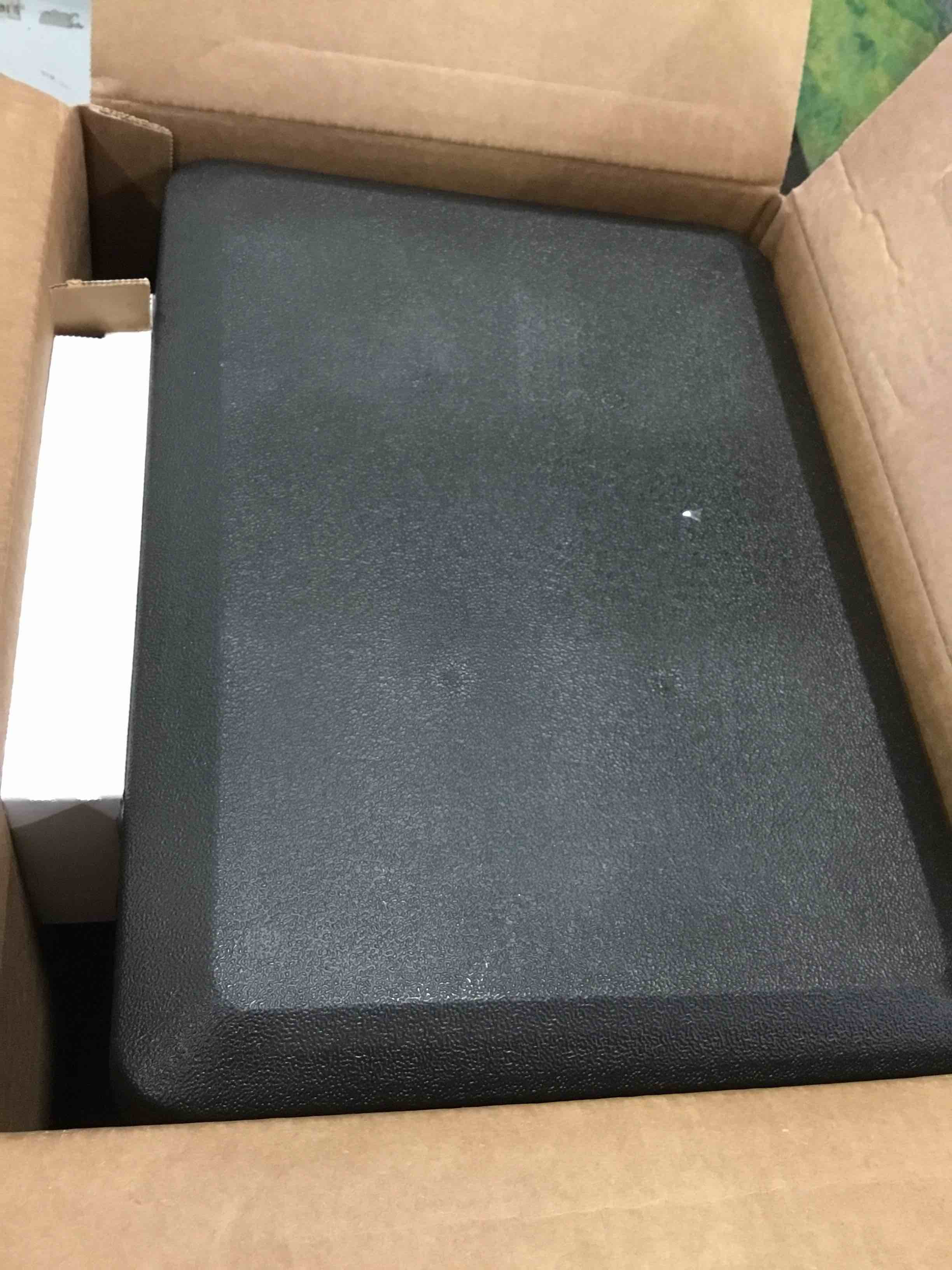 https://s3.amazonaws.com/lotting-images-prod/bidfta/PPE2138514_1741789403147.jpeg