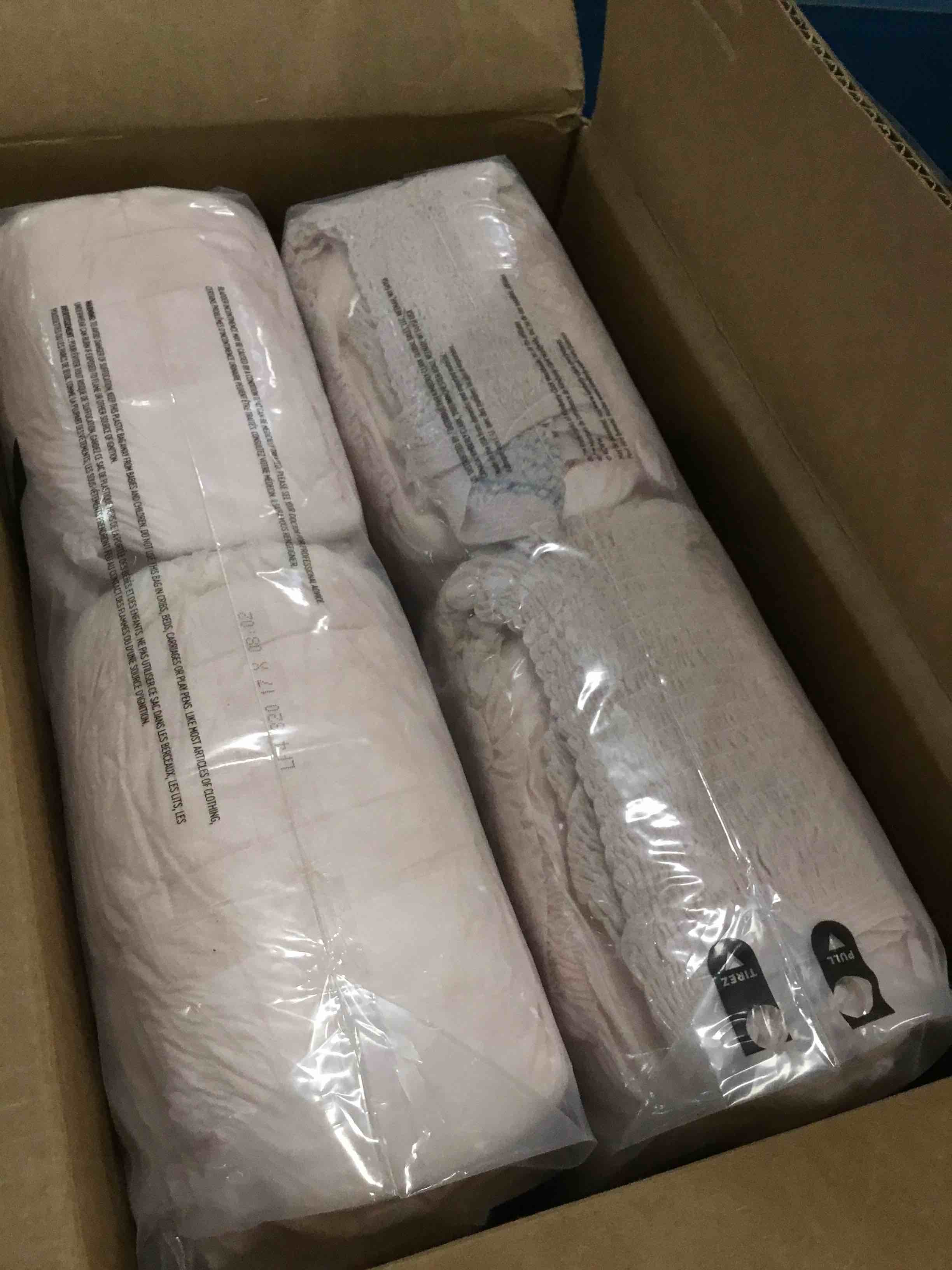https://s3.amazonaws.com/lotting-images-prod/bidfta/PPE2138715_1741871268174.jpeg