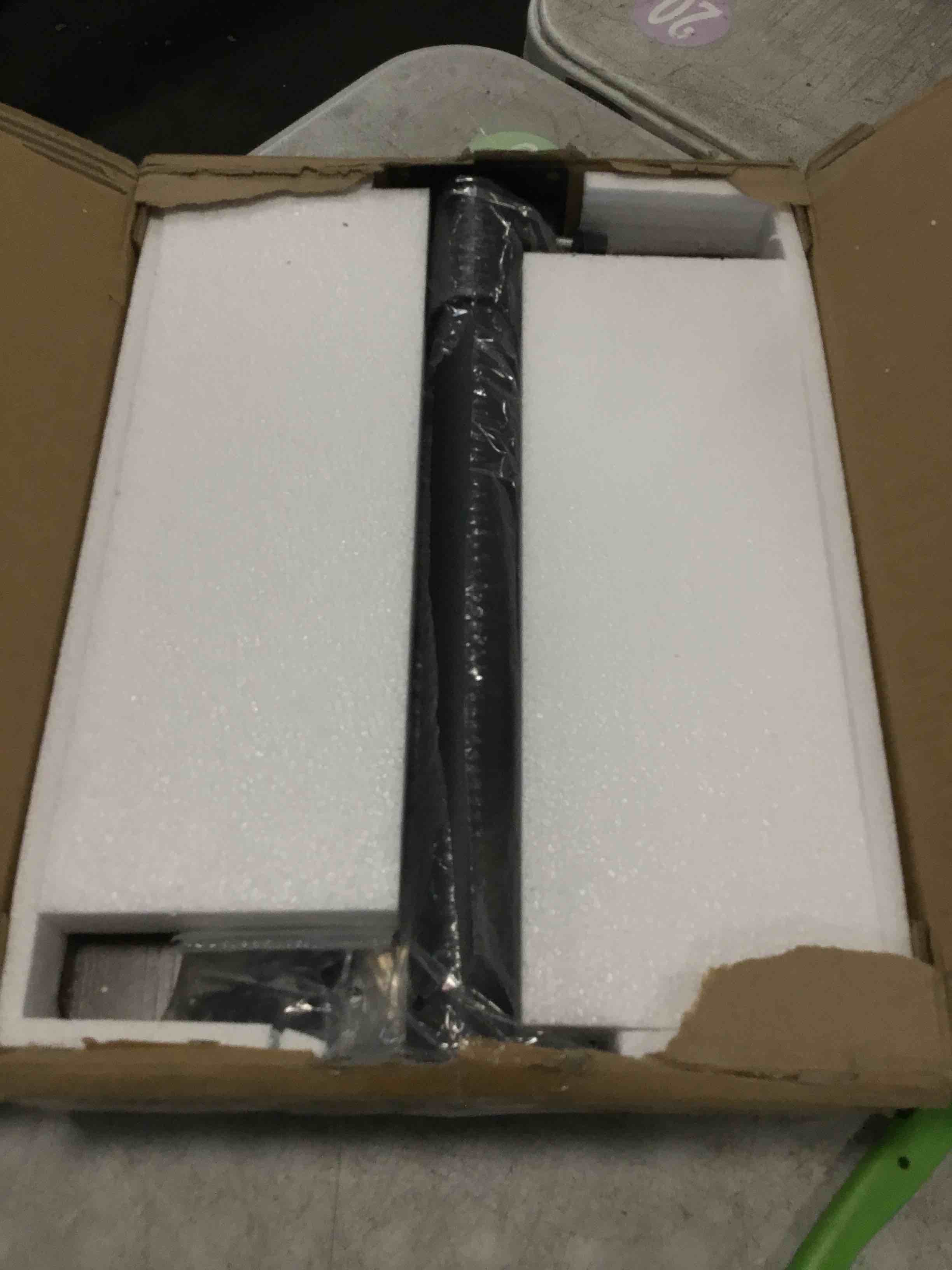 https://s3.amazonaws.com/lotting-images-prod/bidfta/PPE2138769_1741878291960.jpeg